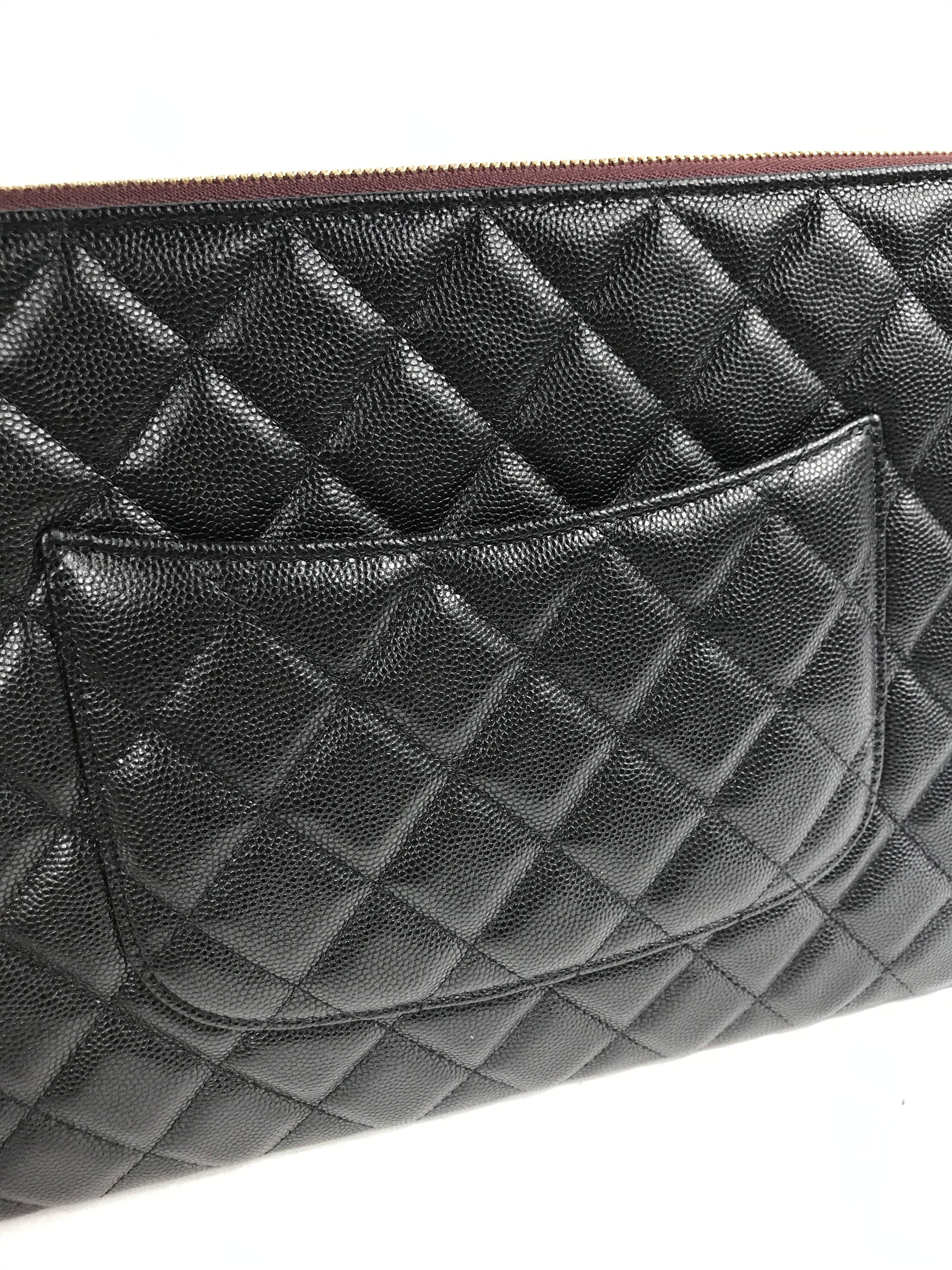 Black Caviar O-Pouch w/LGHW