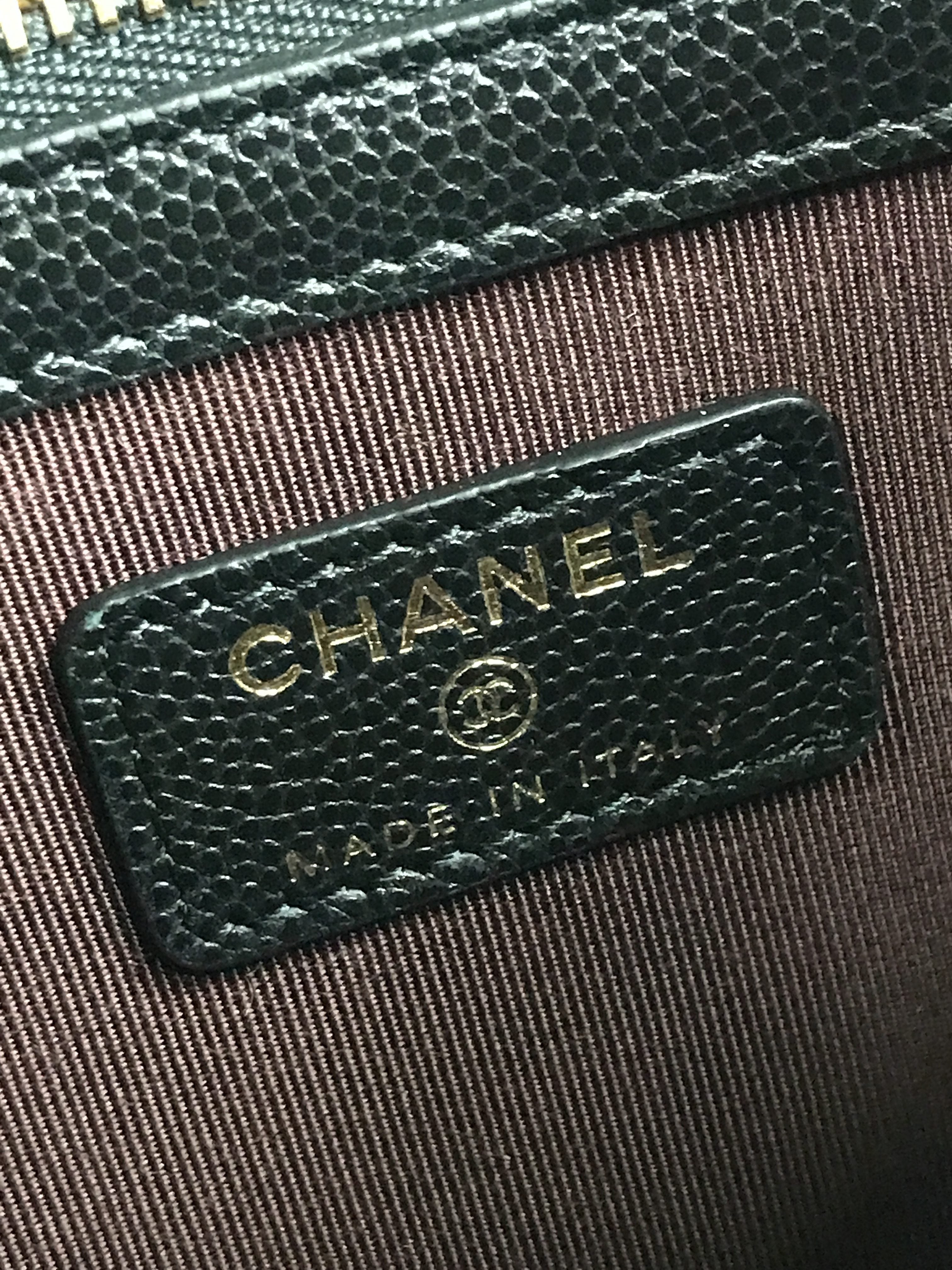 Black Caviar O-Pouch w/LGHW