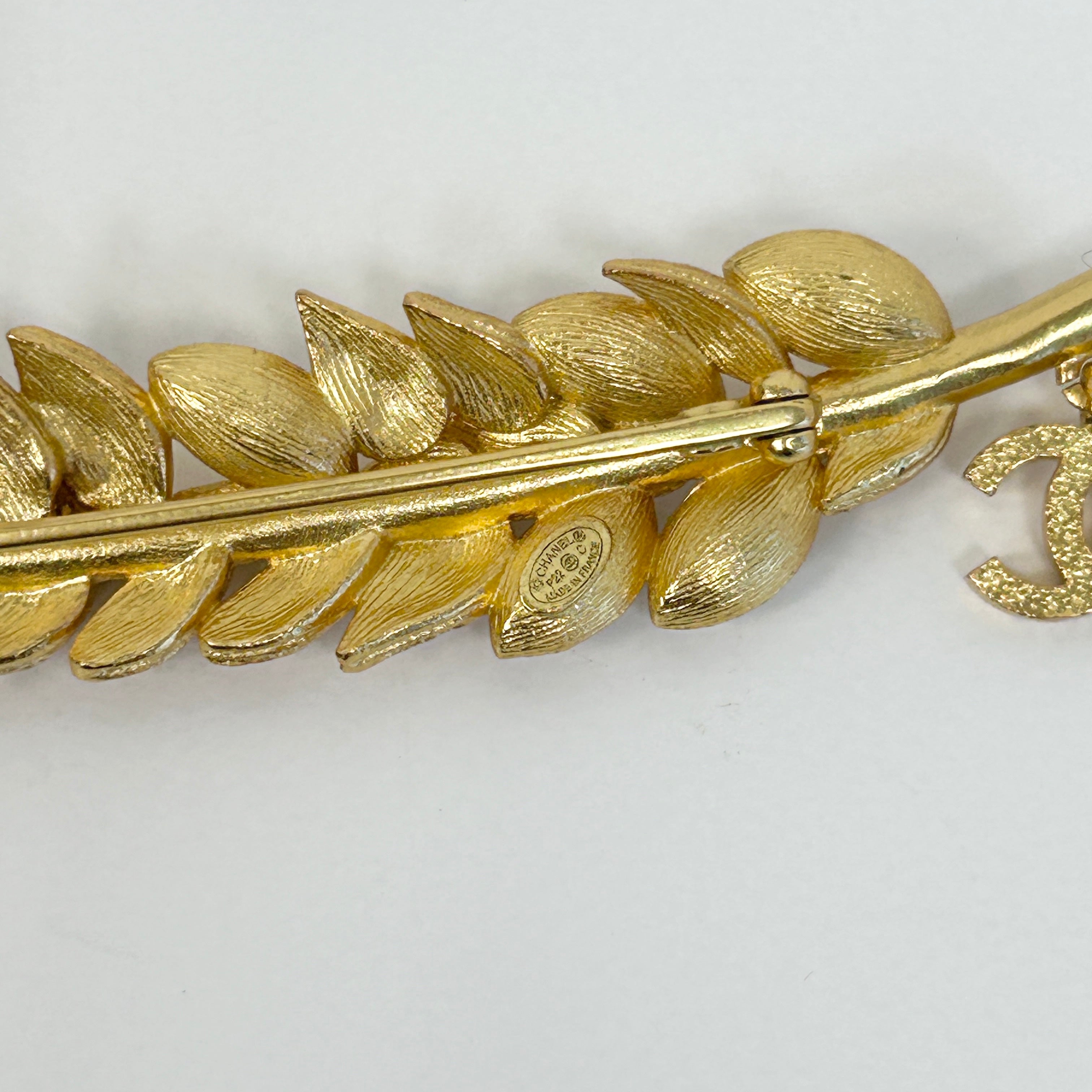 Gold Plated Strass Sparkling Wheat Brooch