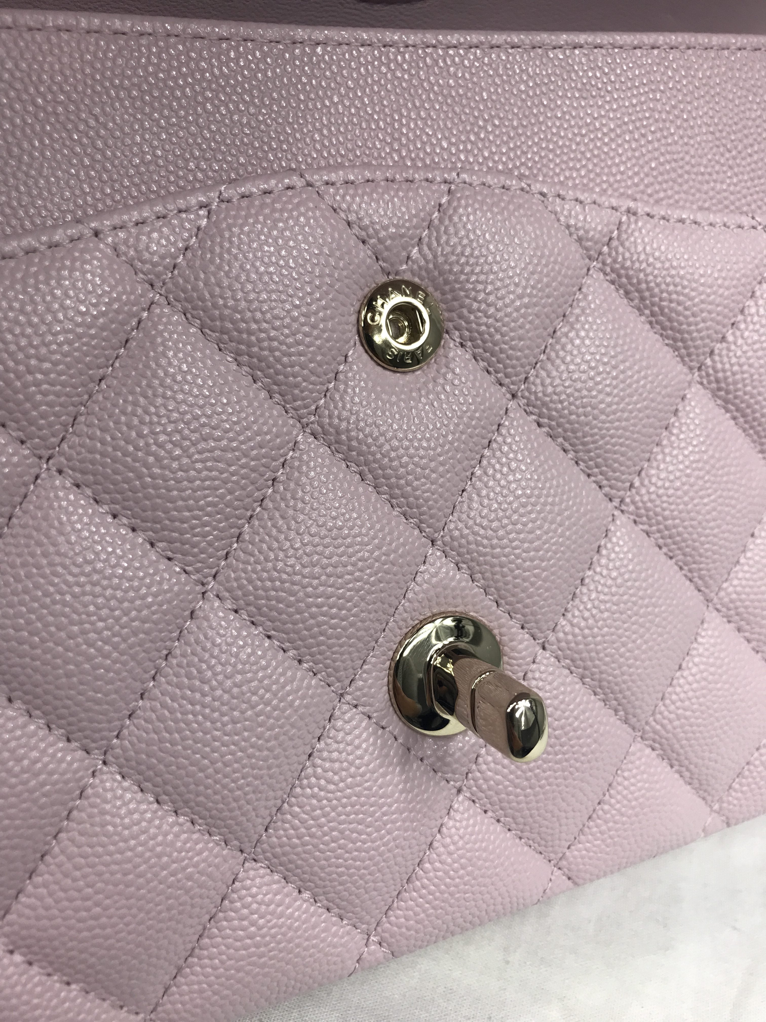 21S Rose Clair Lilac Pink Caviar Quilted Medium Double Flap w/GHW