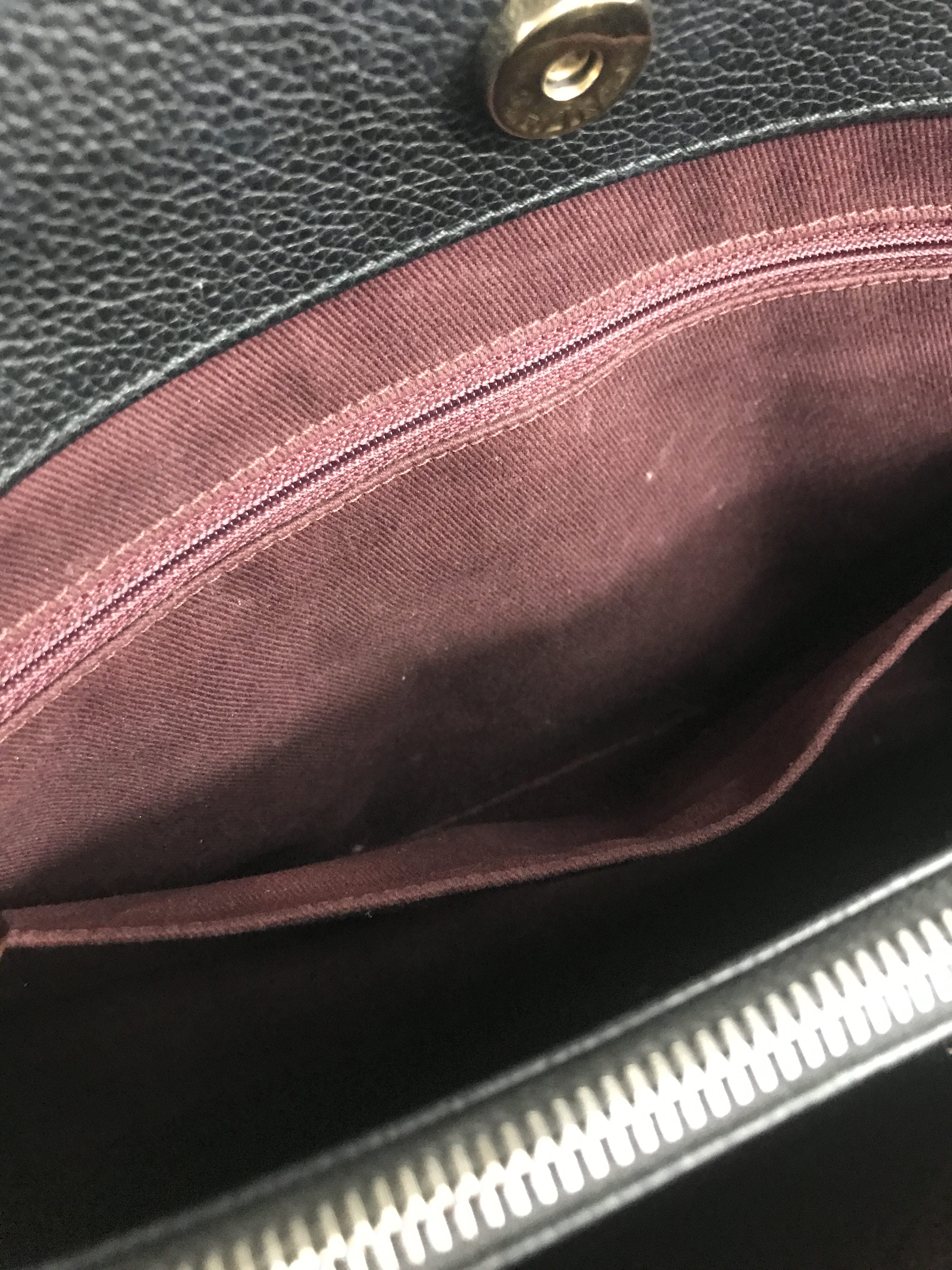 Black Caviar Large Neo Executive Tote w/ GHW