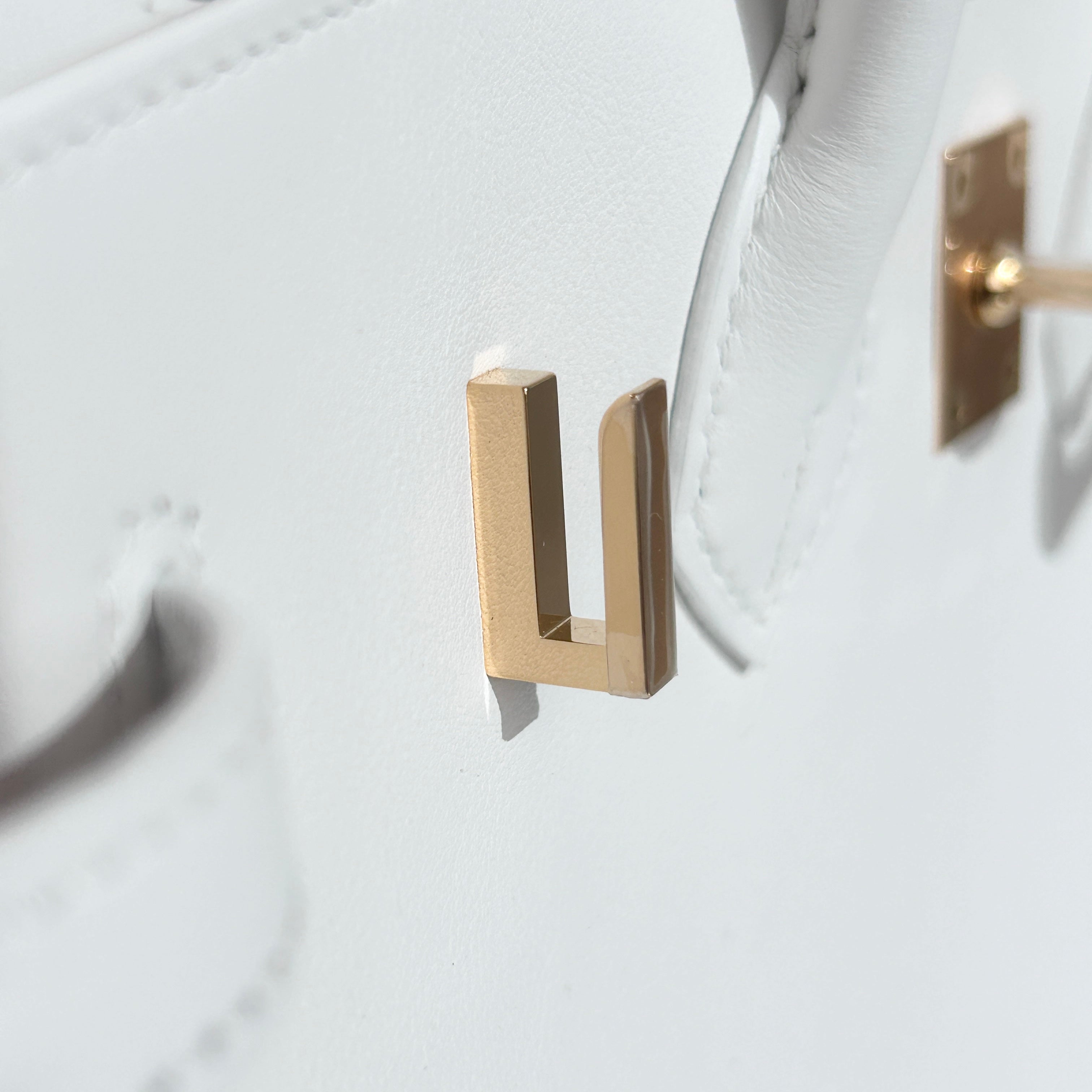 White Swift Leather 25 Birkin Bag w/GHW