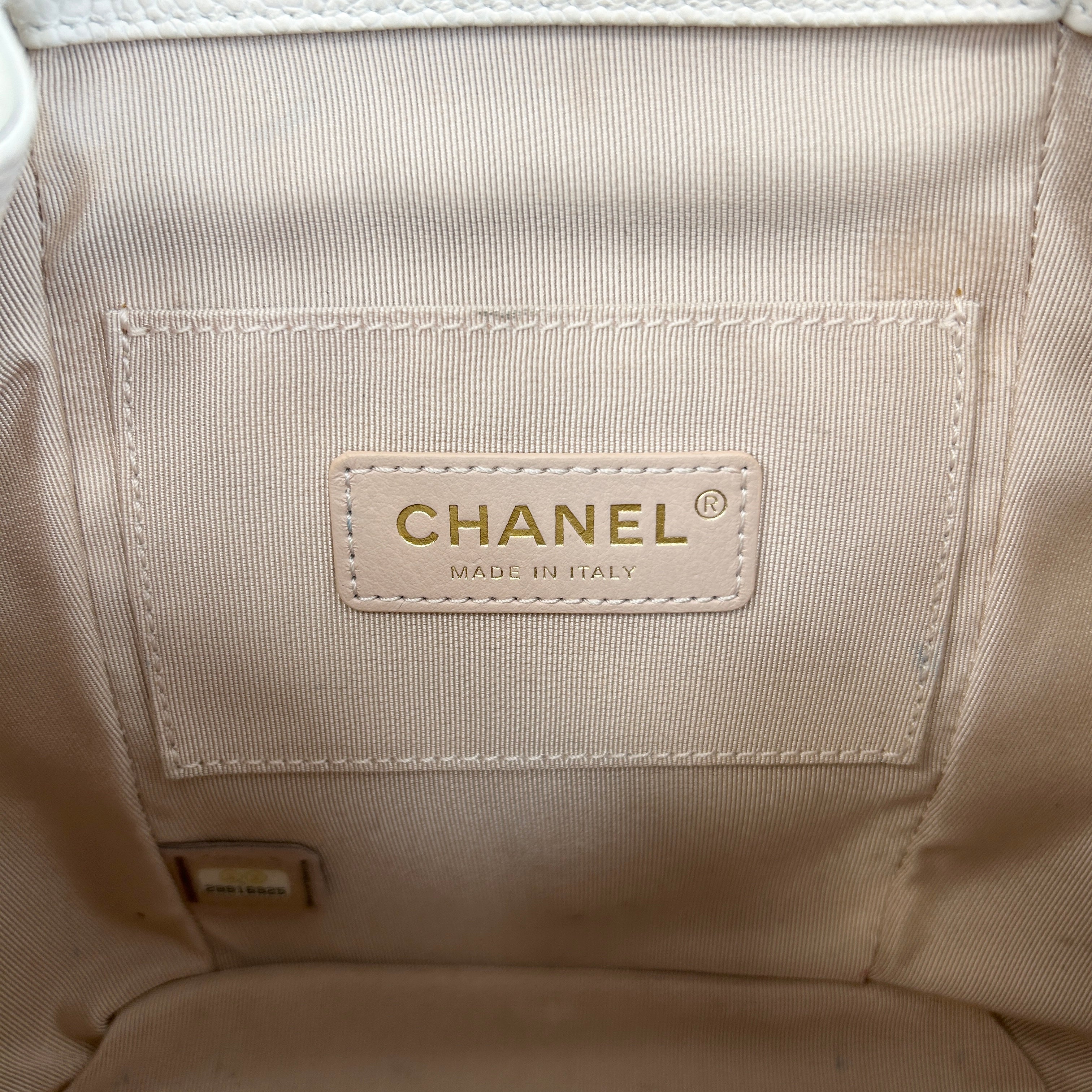 White Quilted Caviar Leather Matelasse Chain Backpack w/GHW