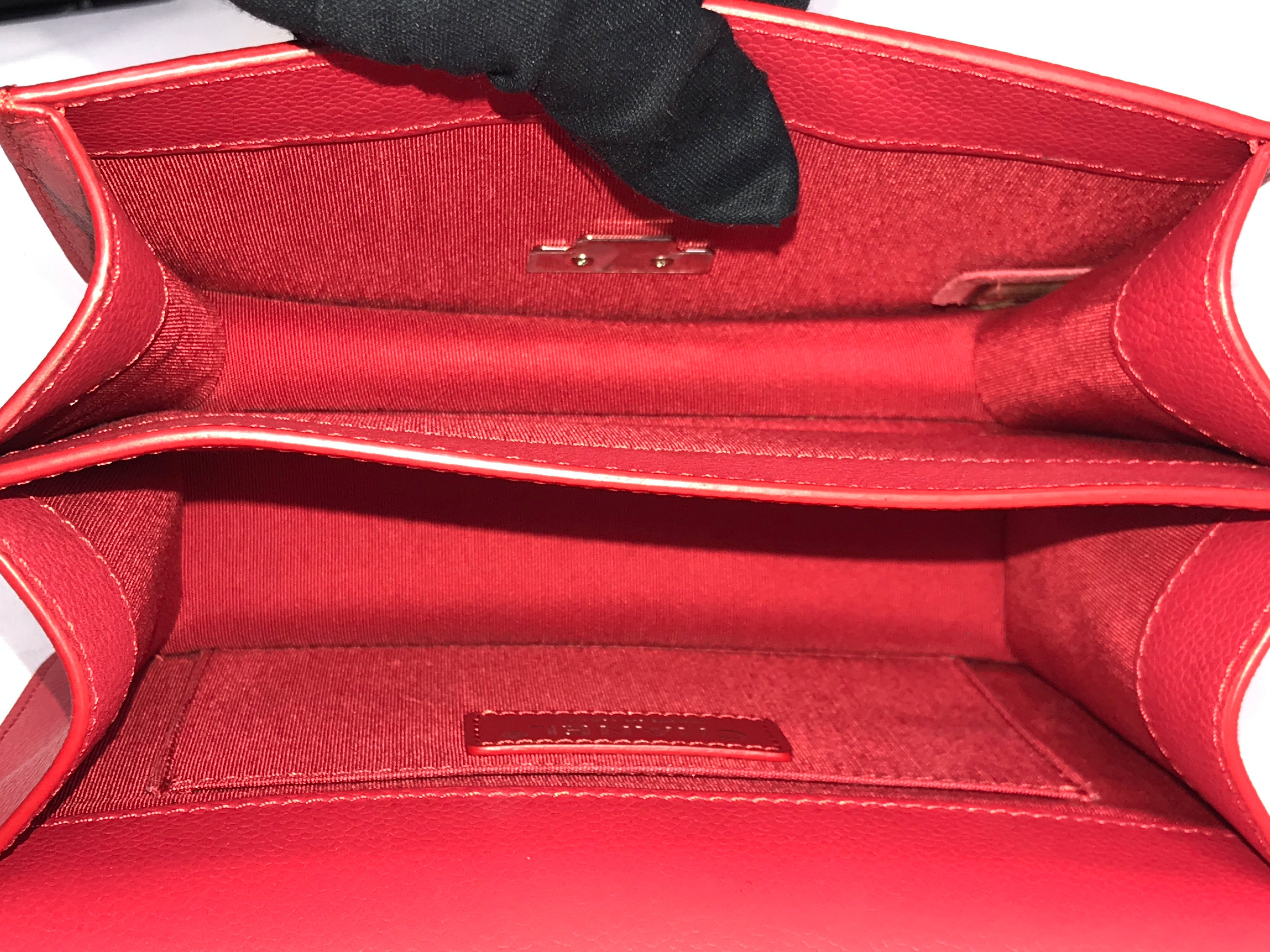 Red Small Caviar CC Box Flap W/SHW