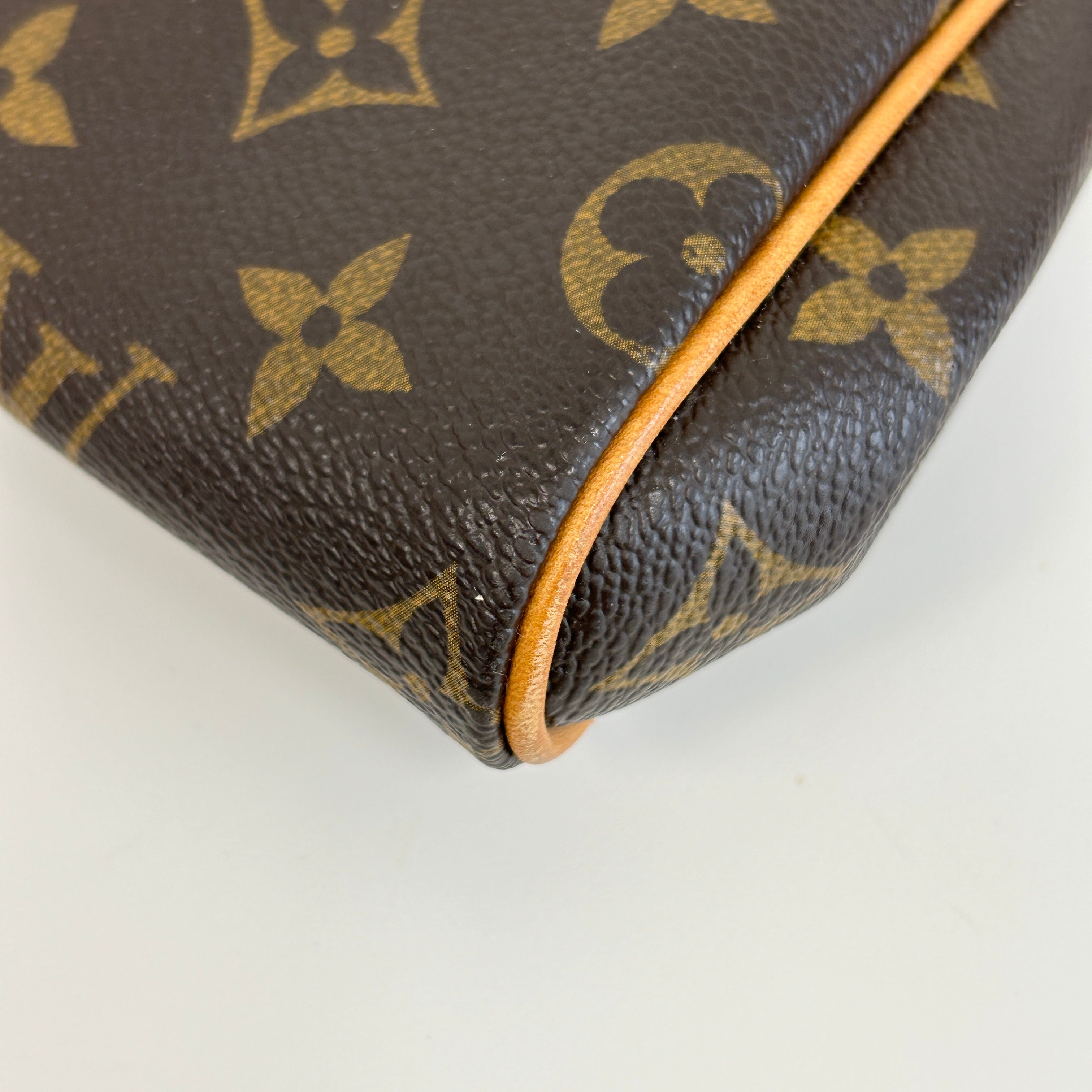 Monogram Canvas Eva Clutch Bag