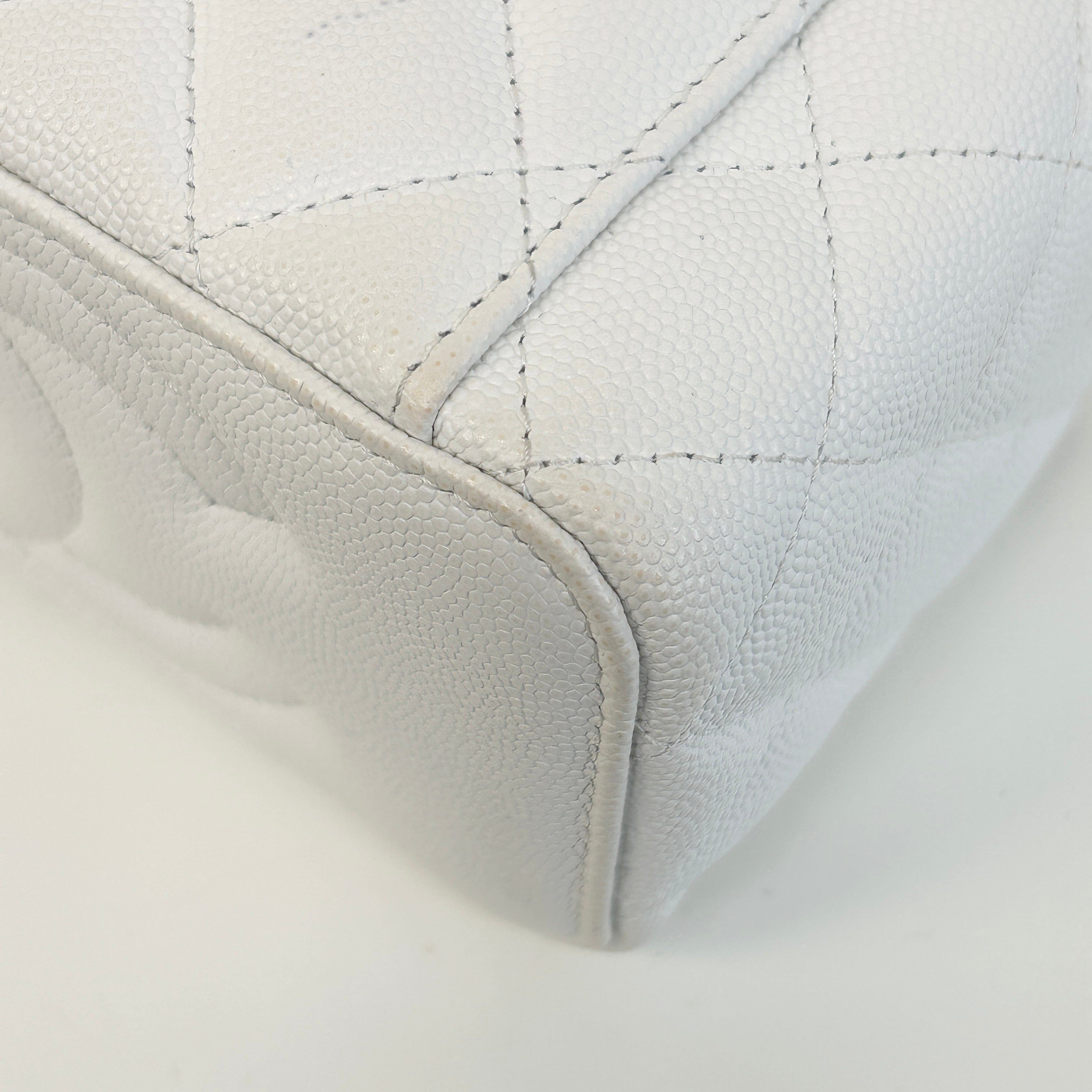 White Quilted Caviar Leather Small Vanity Case with Chain Bag w/GHW