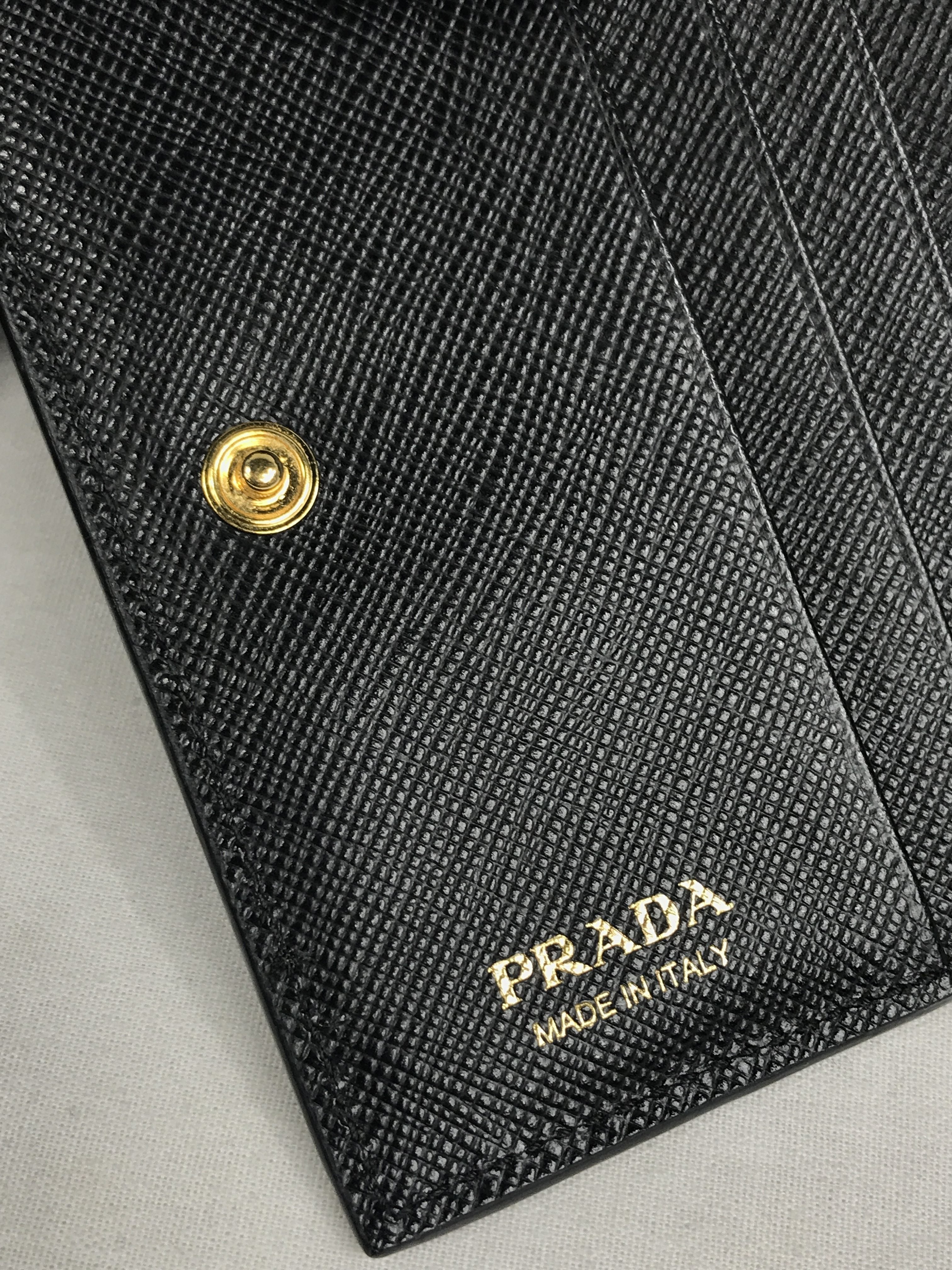 Black Saffiano Shine Bi-Fold Wallet w/BHW