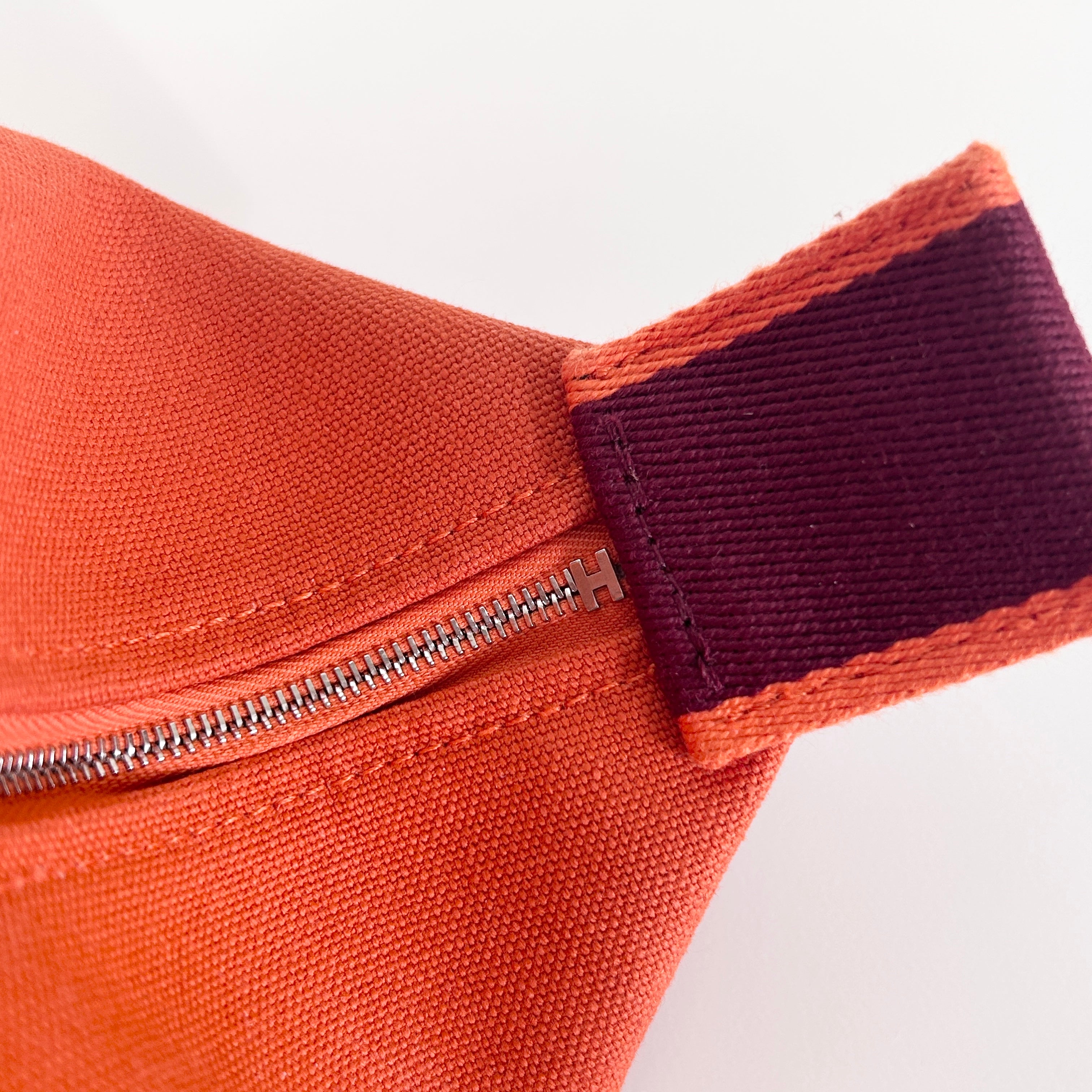 Orange Feu Bride A Brac Carre Case PM