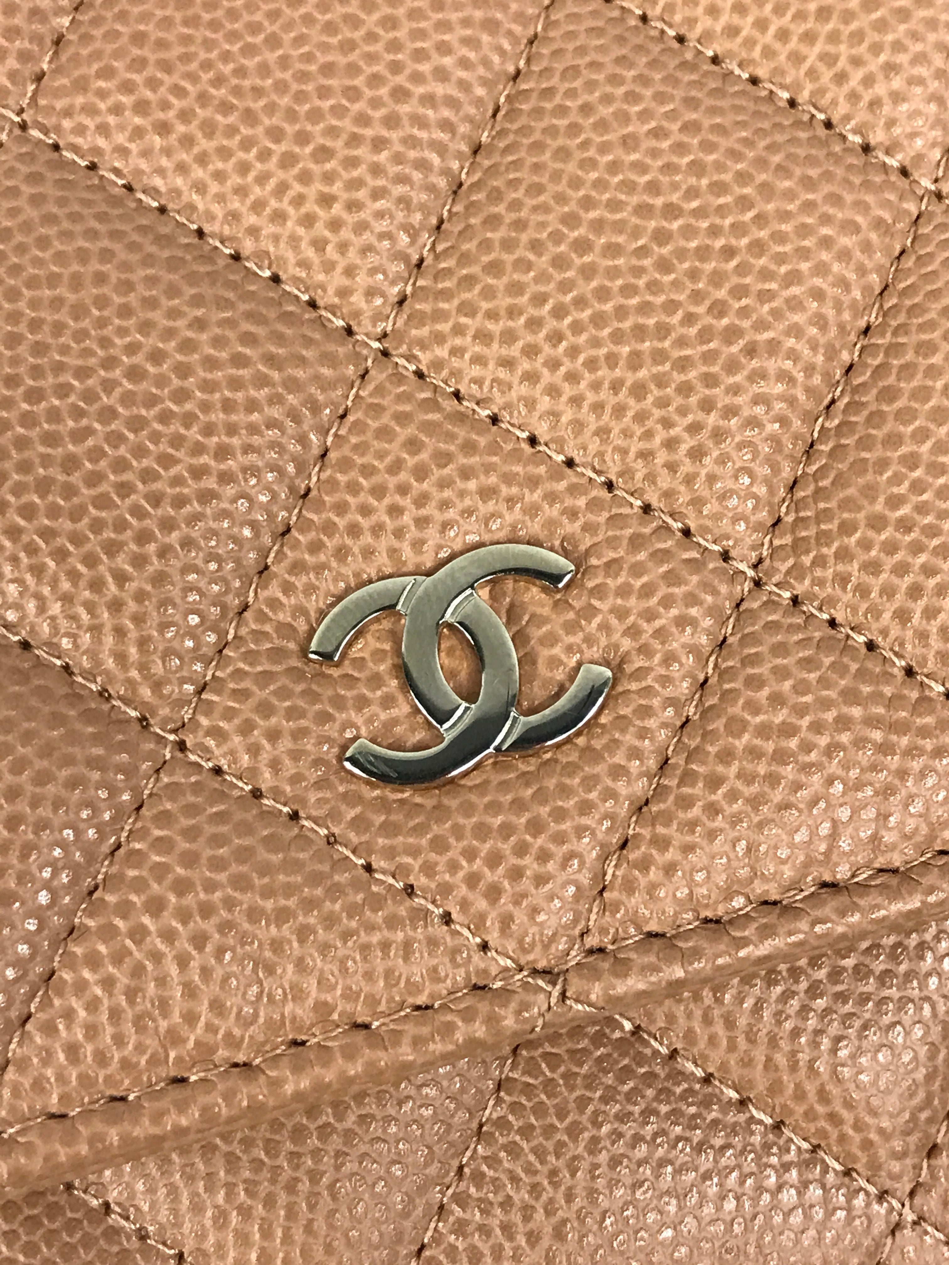 Caviar Beige Fonce Wallet On Chain w/LGHW