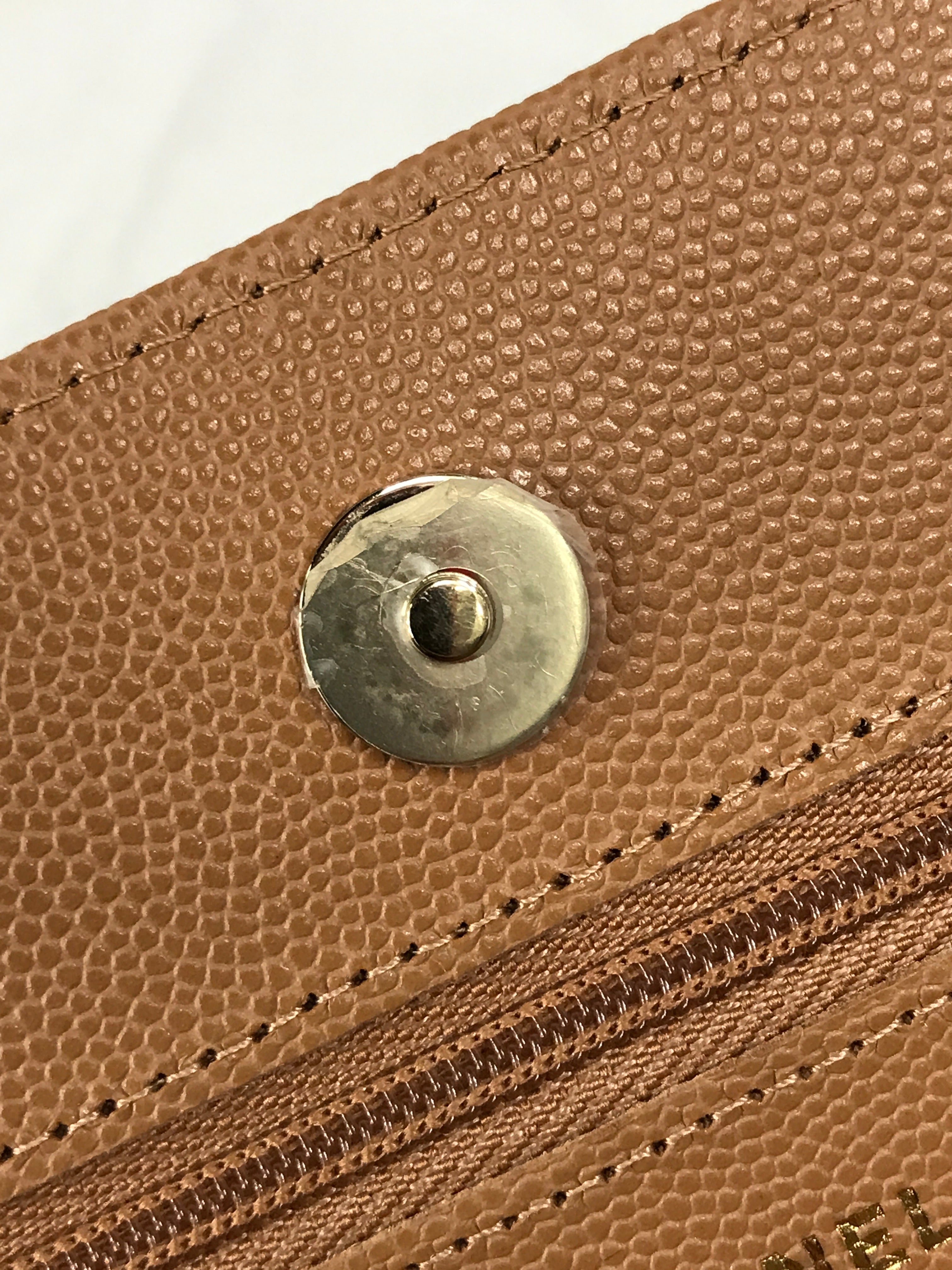 Caviar Beige Fonce Wallet On Chain w/LGHW
