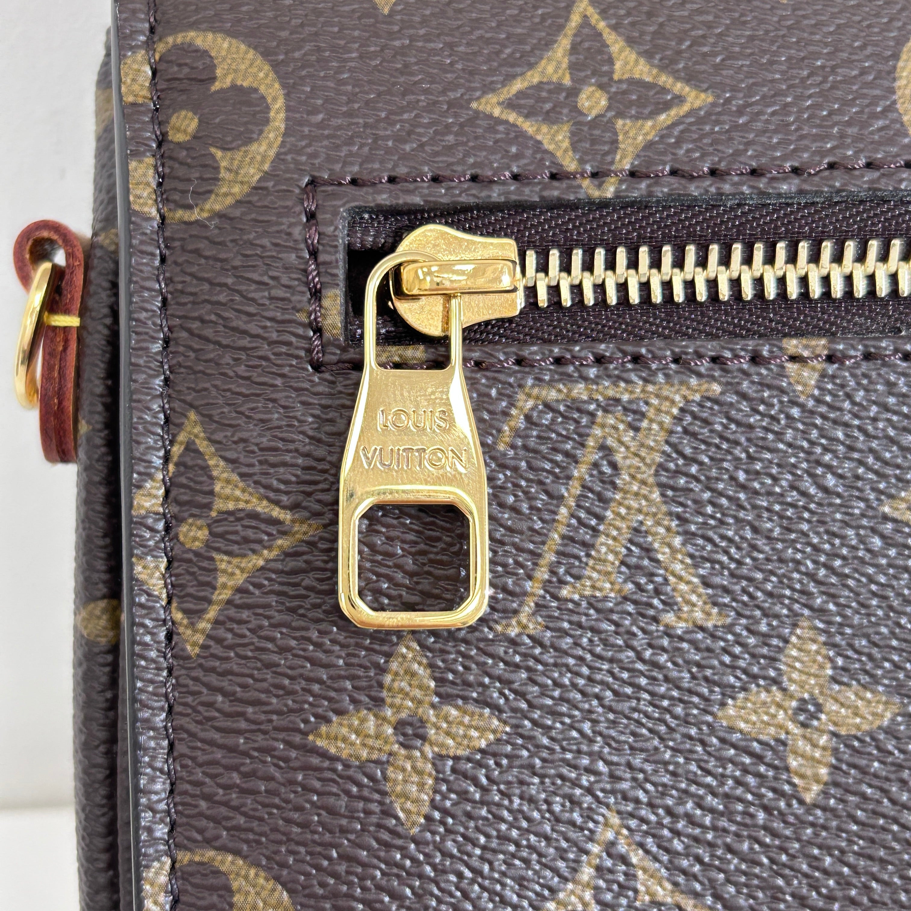 Monogram Coated Canvas Pochette Metis MM Crossbody Bag w/GHW