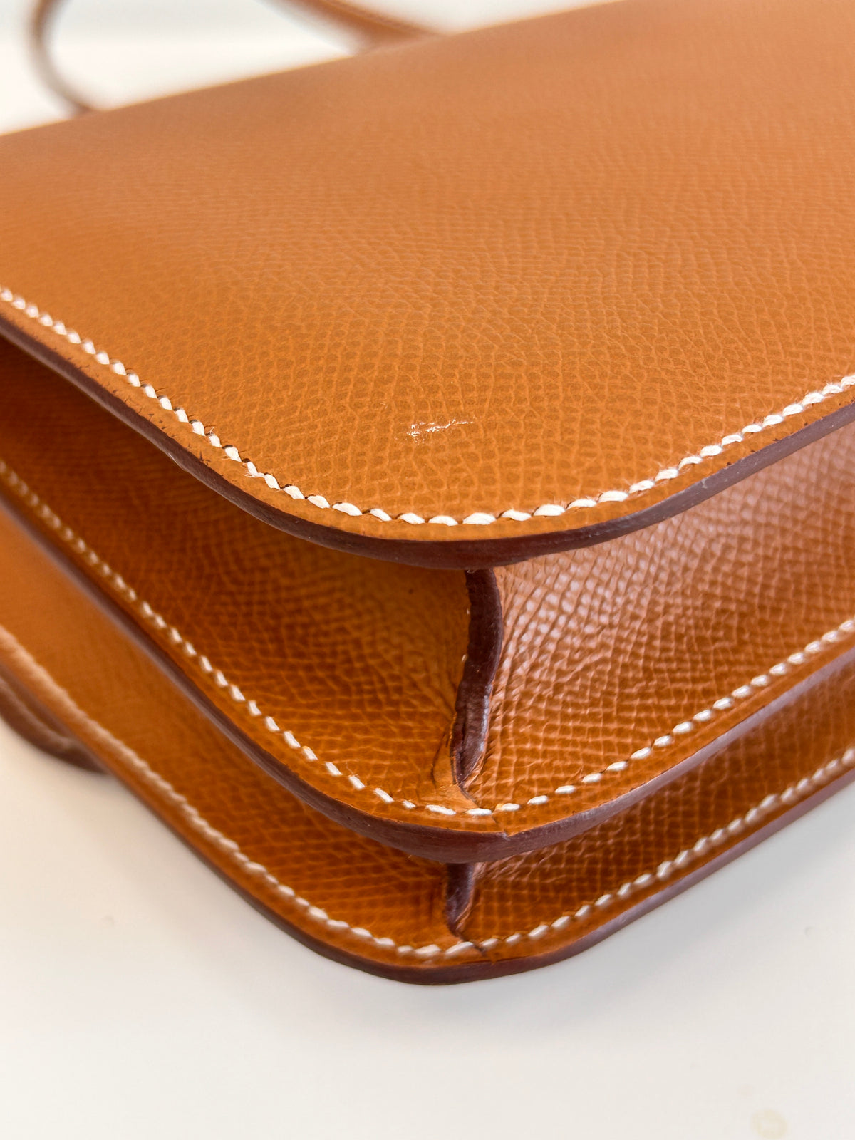 Gold Epsom Constance 18 w/PHW