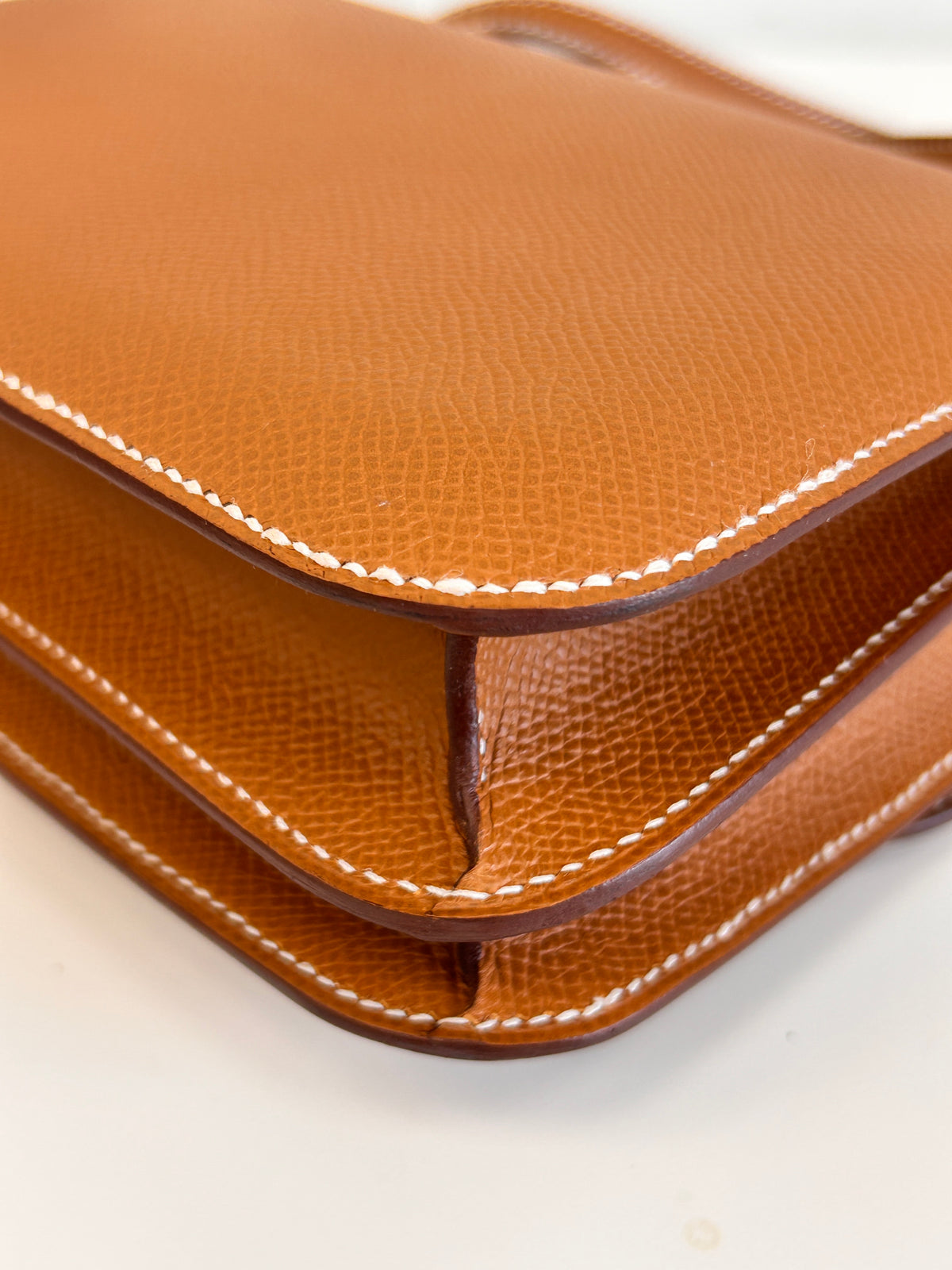 Gold Epsom Constance 18 w/PHW