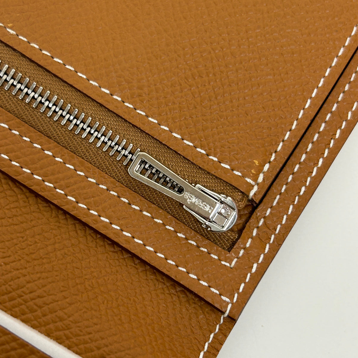 Gold Epsom Leather Bearn Gusset Wallet w/PHW