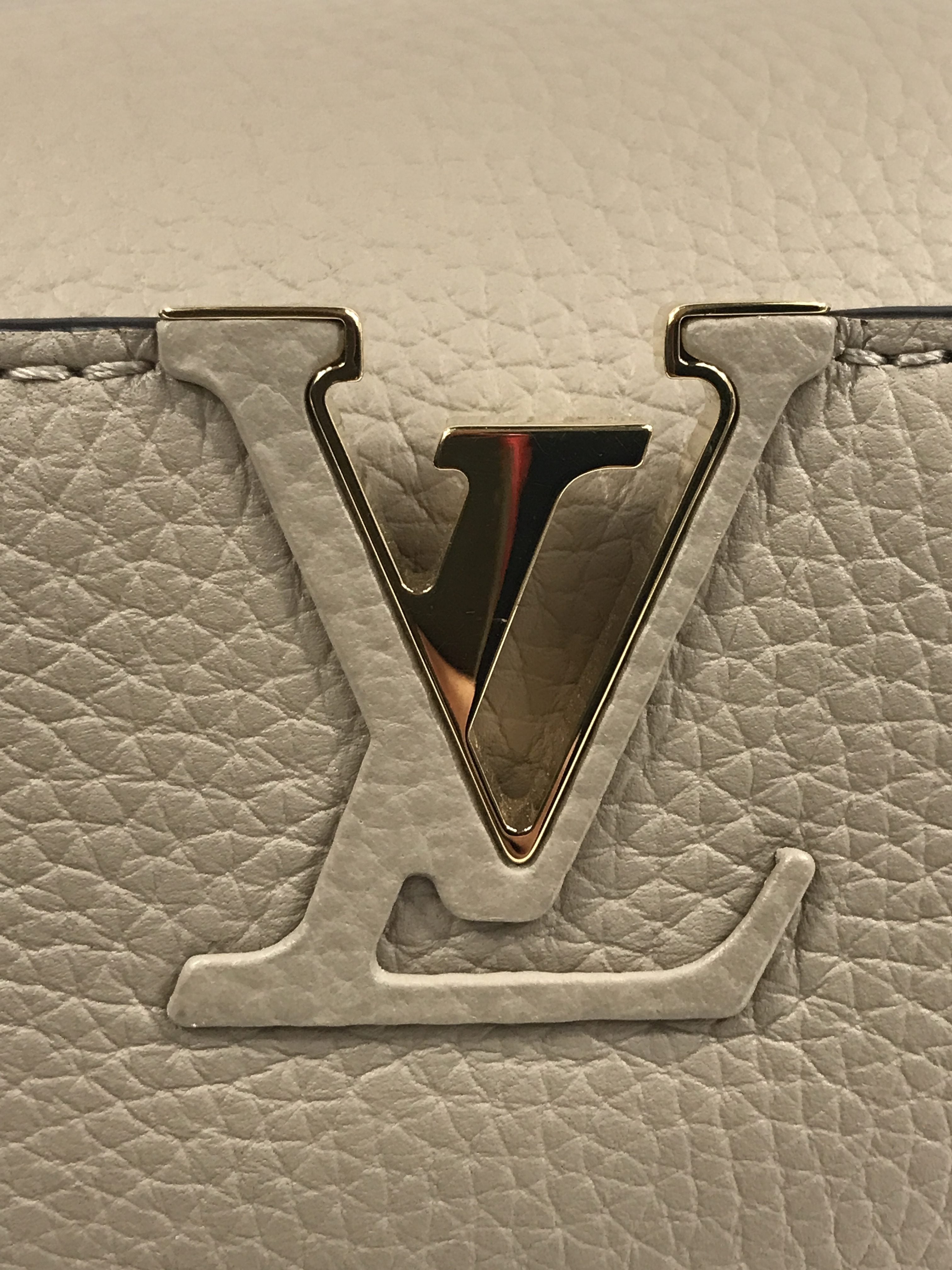 Light Beige Taurillon Capucines BB w/GHW