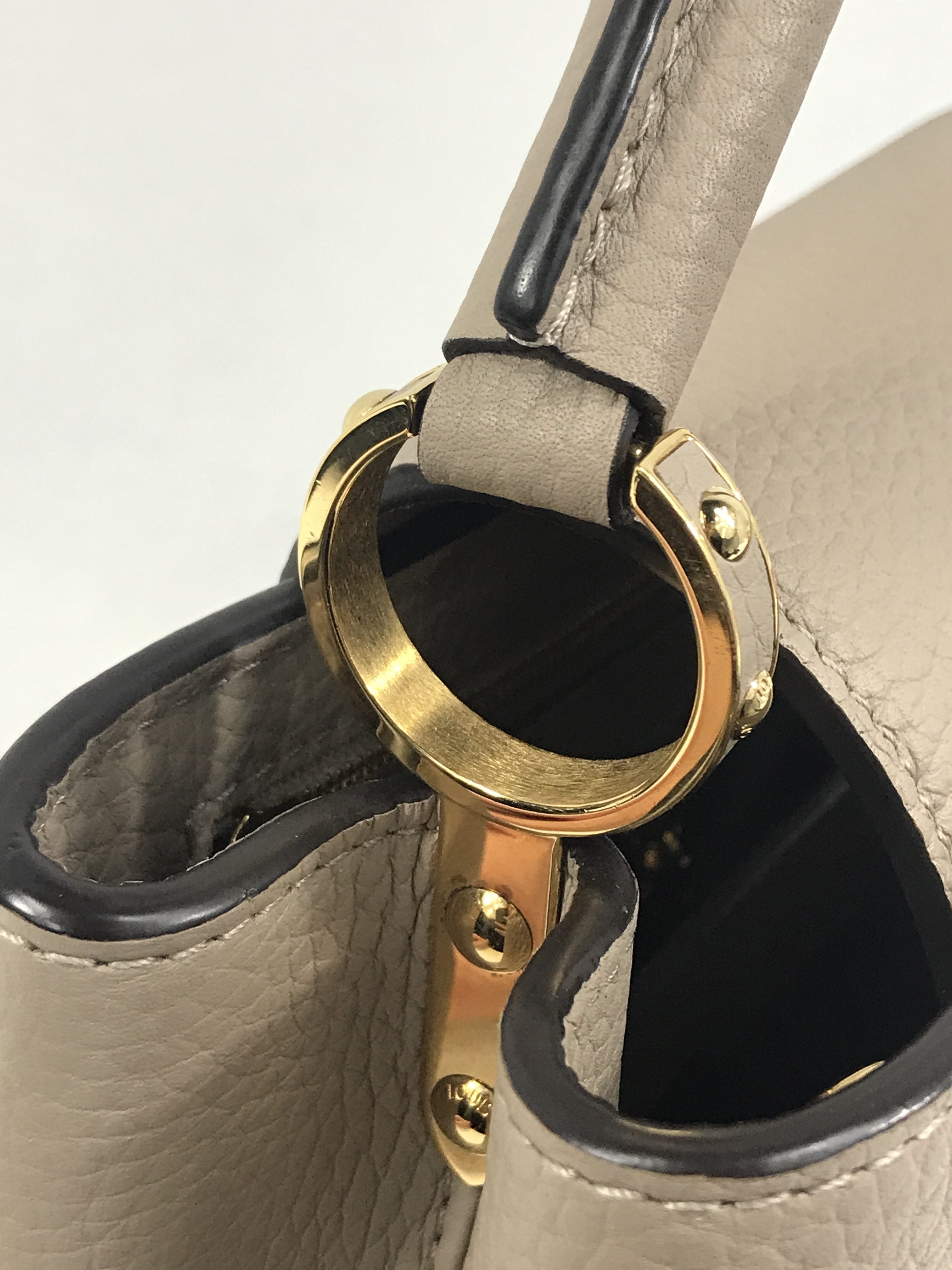 Light Beige Taurillon Capucines BB w/GHW