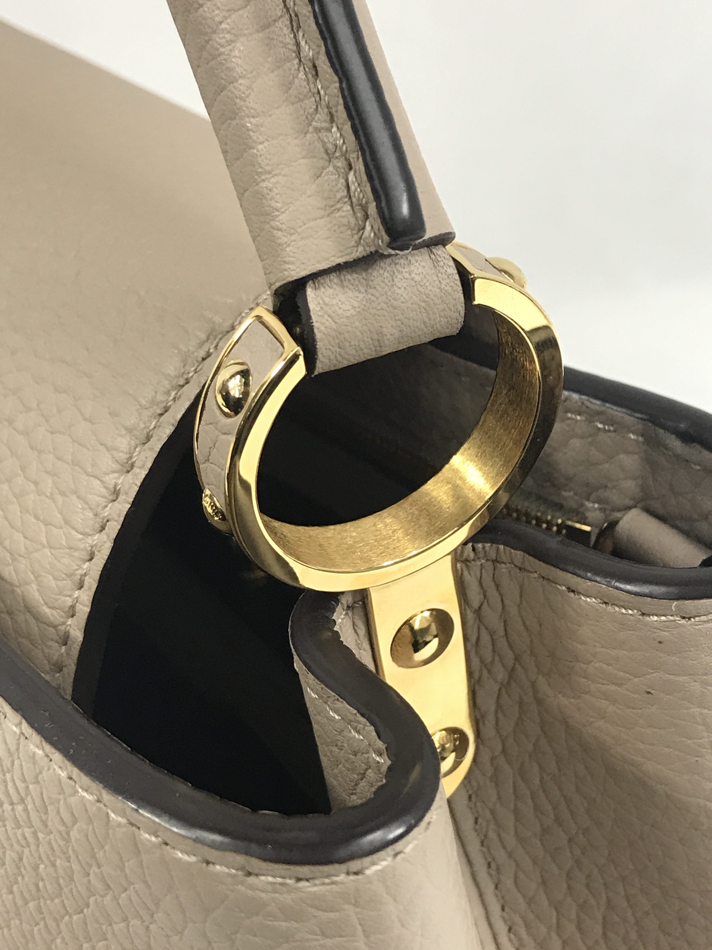 Light Beige Taurillon Capucines BB w/GHW