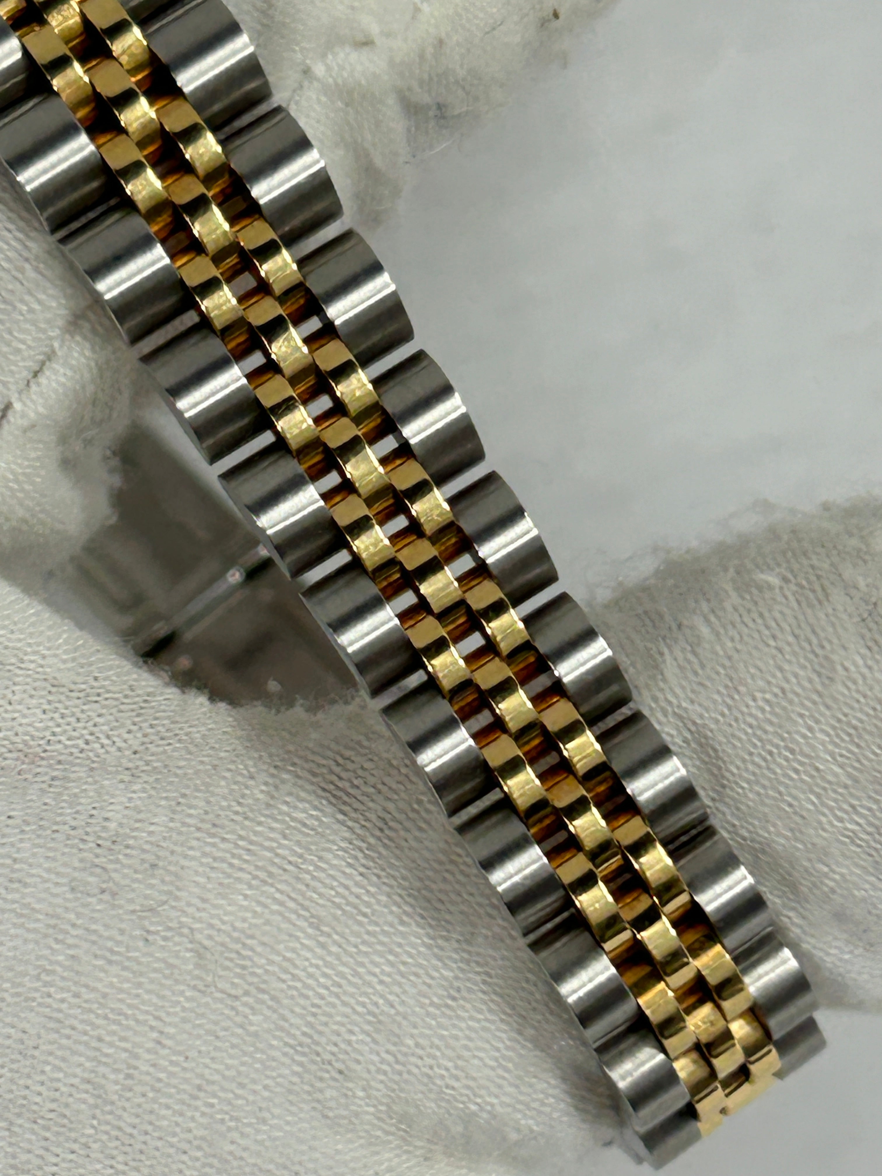 Oyster Perpetual Datejust two toned Steel 18K Gold 26mm Watch