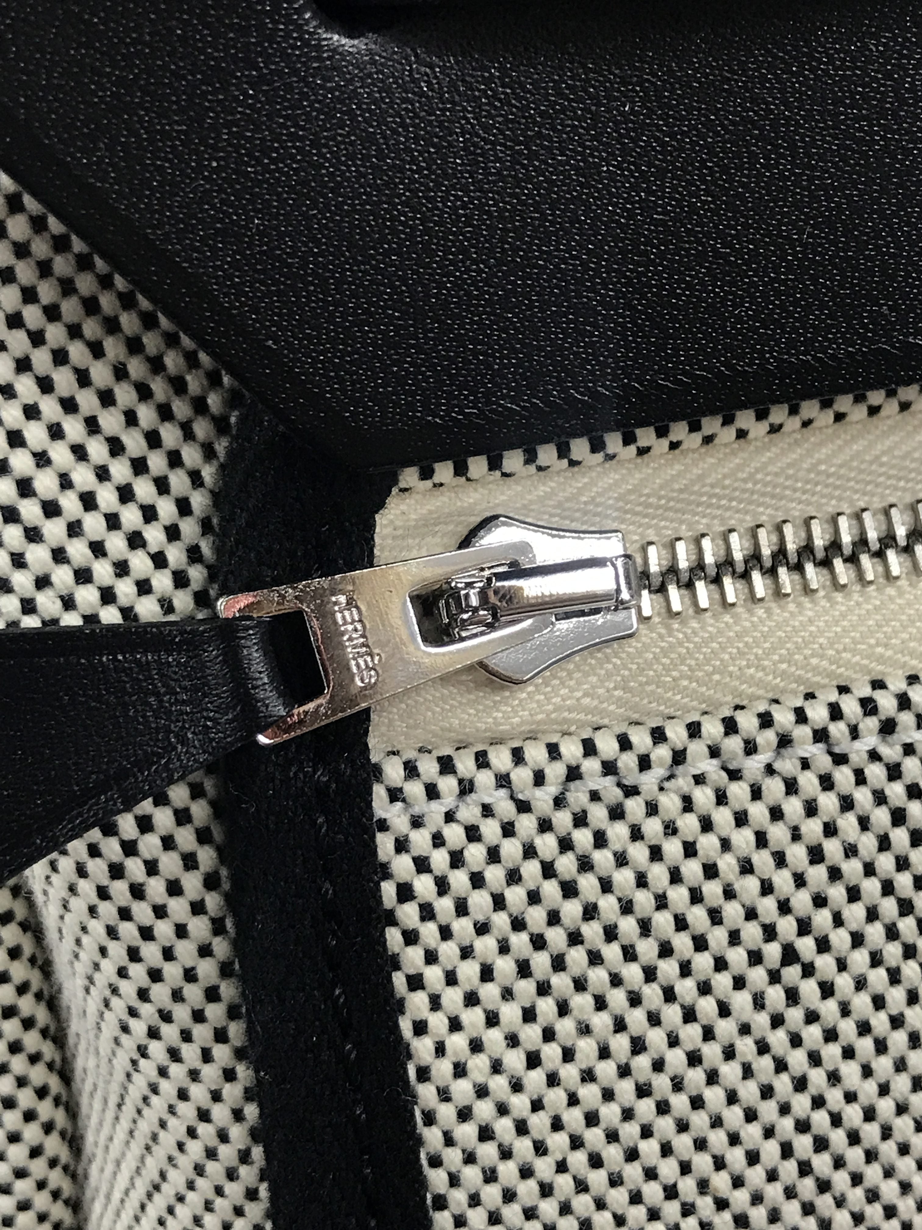 Blue Indigo/Ecru/Black Pegase Pop Herbag Zip 39 w/PHW
