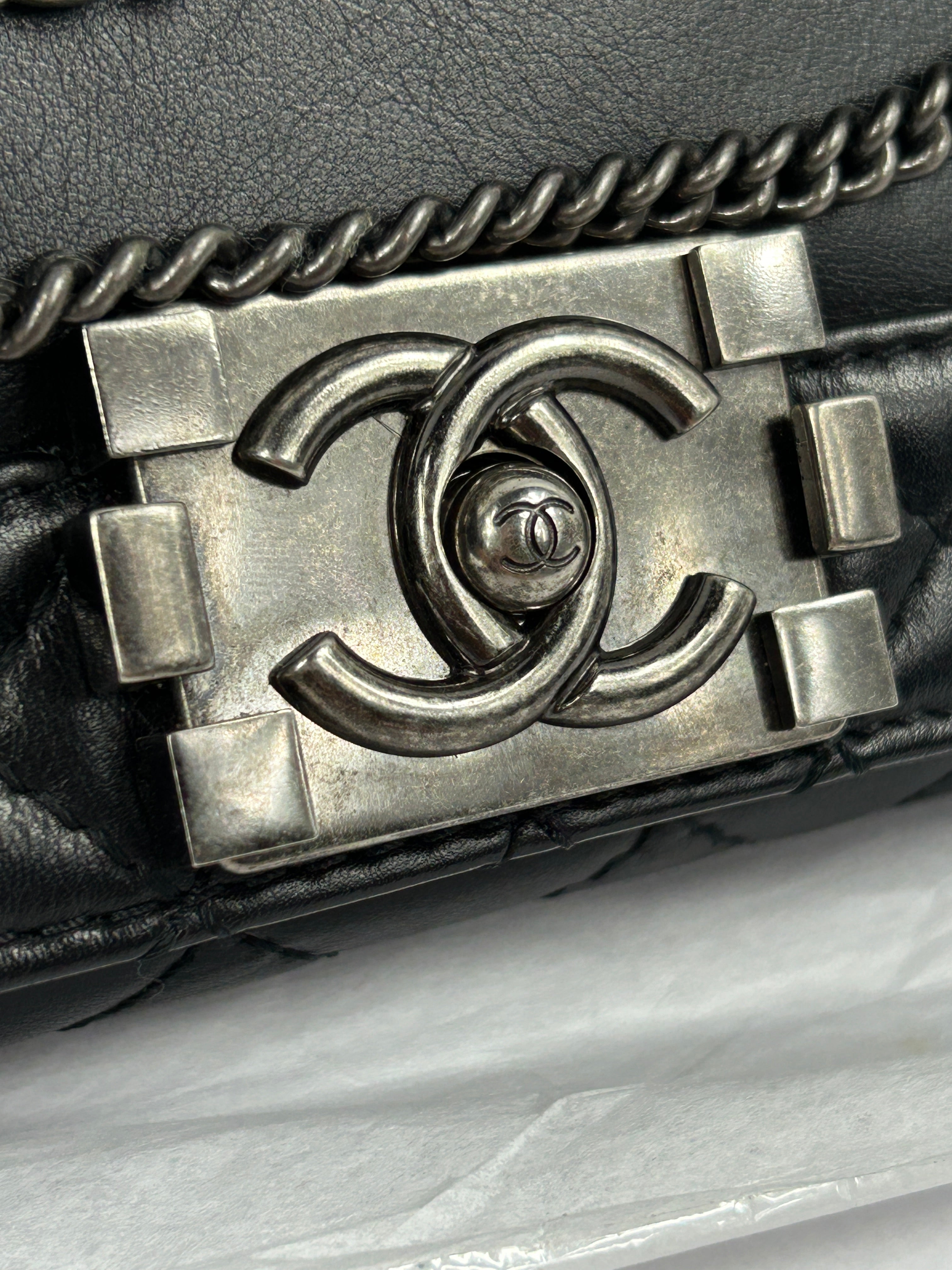 Paris Enchained Medium Calfskin Leather Boy Bag w/RHW