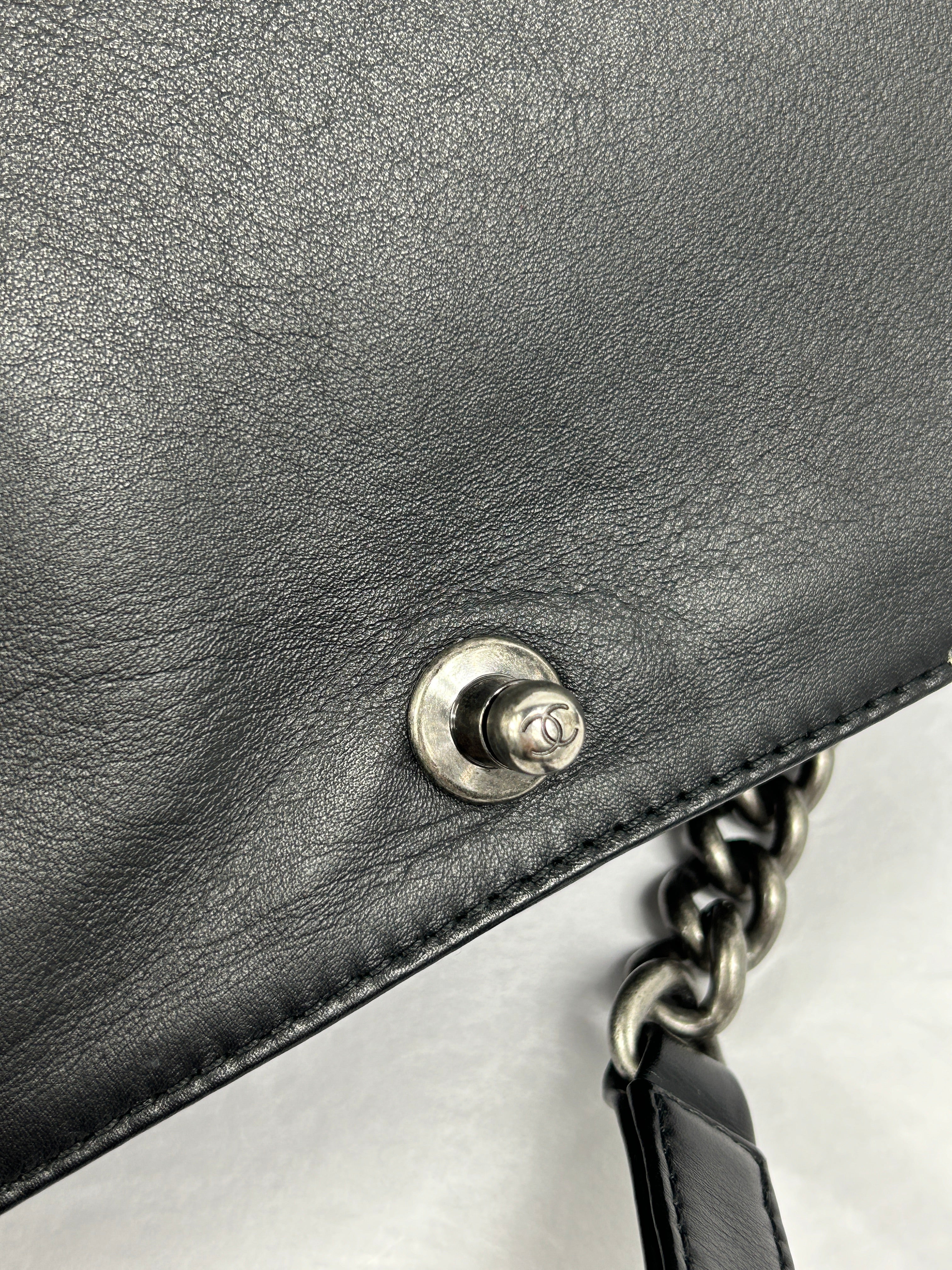 Paris Enchained Medium Calfskin Leather Boy Bag w/RHW