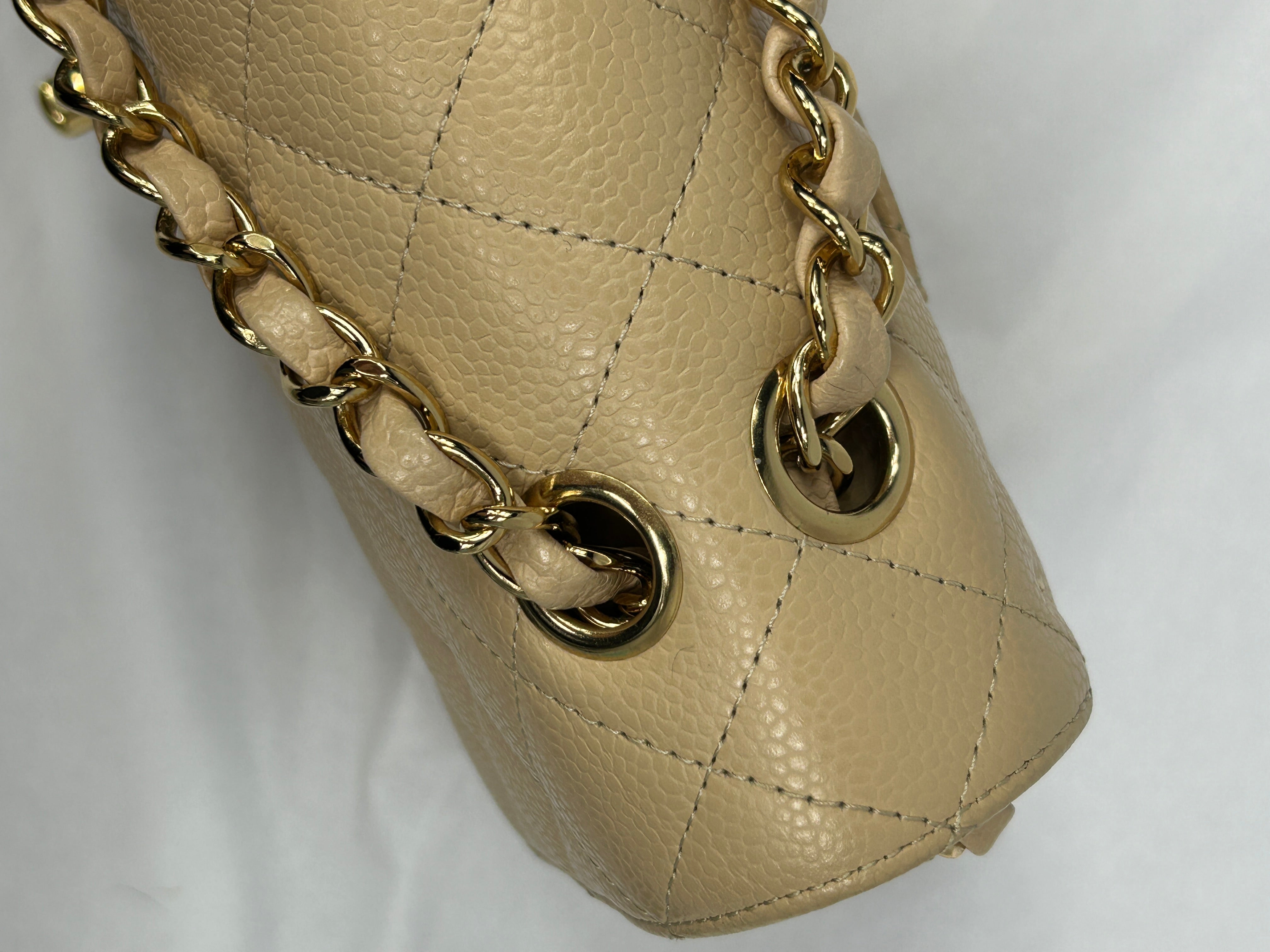 Nude Caviar Quilted Medium Classic Double Flap w/GHW