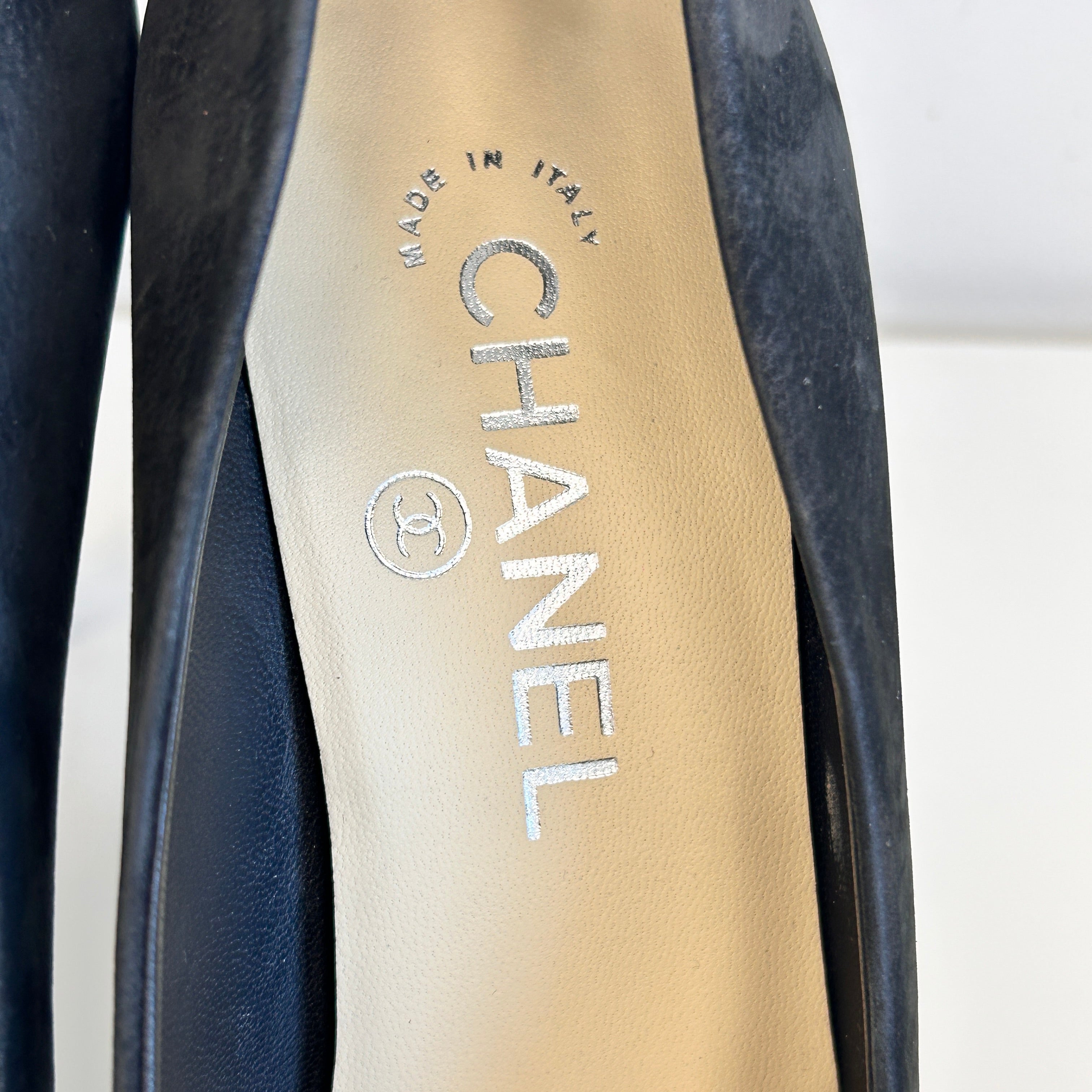 Black Suede/Leather Toe Cap Pumps - Haute Classics