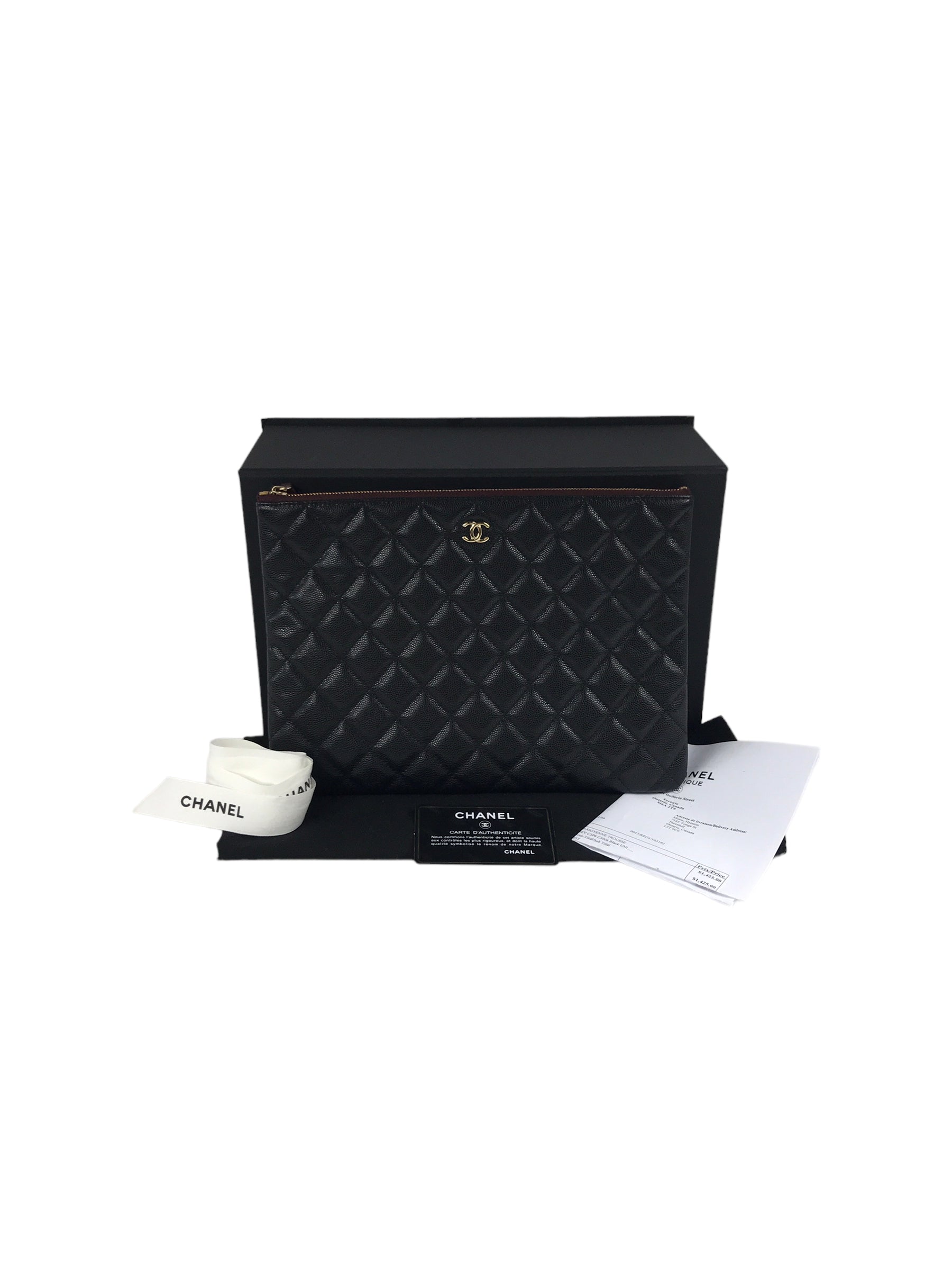Black Caviar O-Pouch w/LGHW