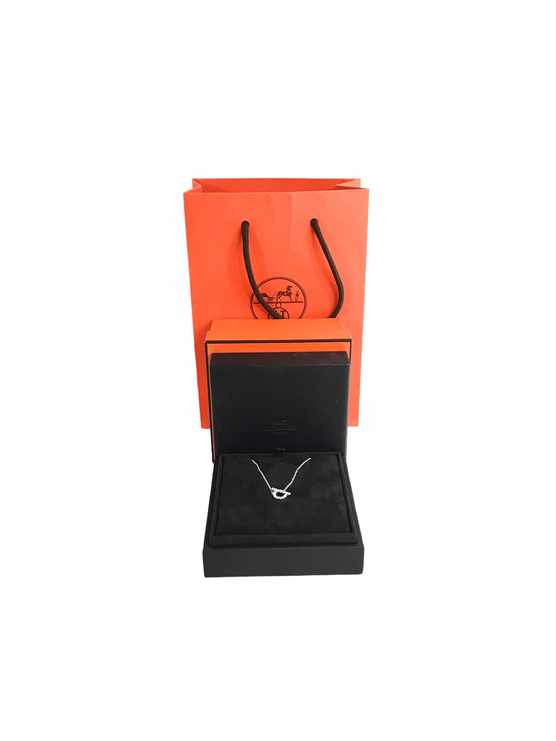 White Gold Diamond Finesse Pendant Necklace