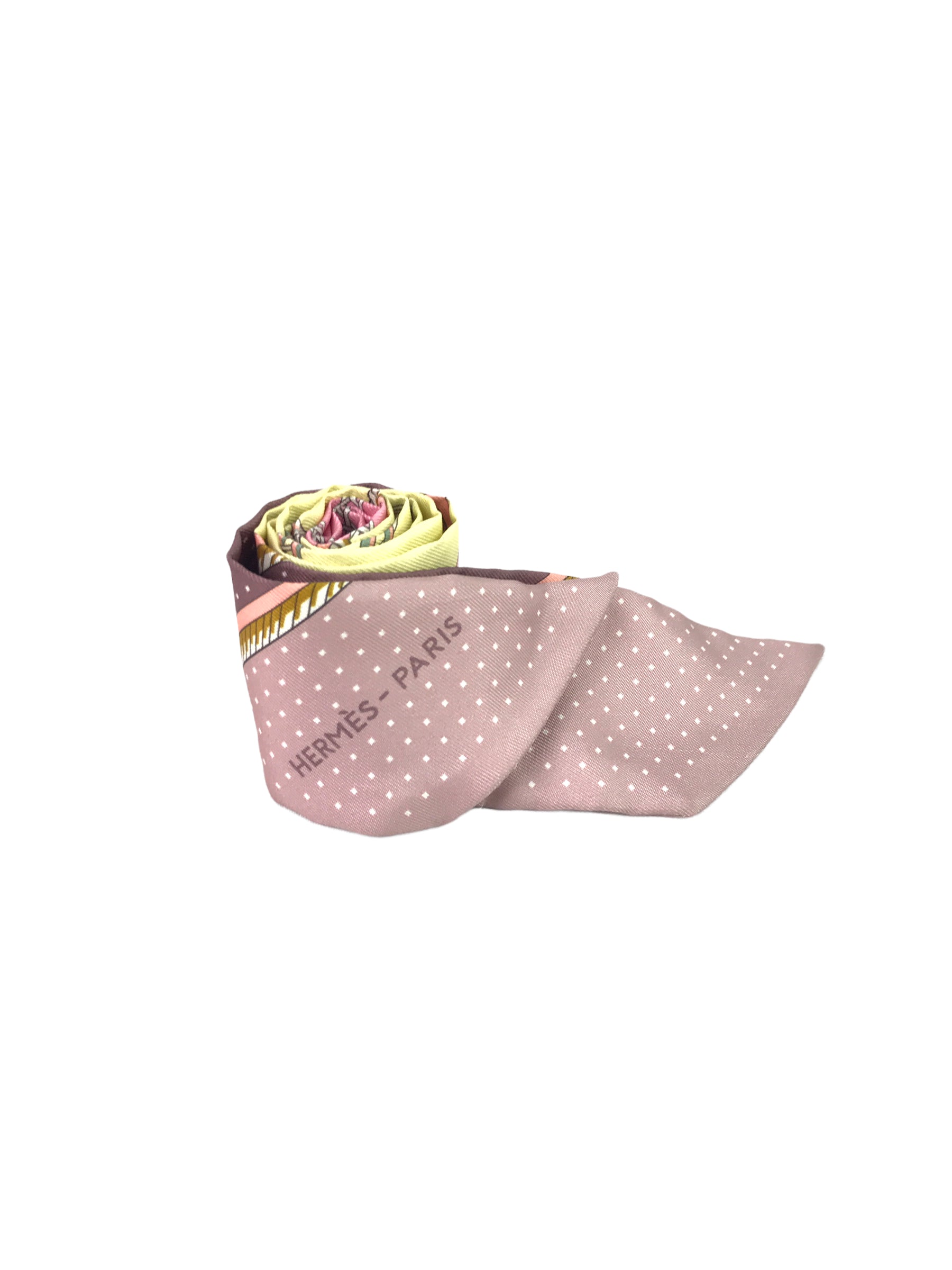 Juane Soufre/Vieux Rose/Vert "Les Voitures A Transformation"Silk Twilly