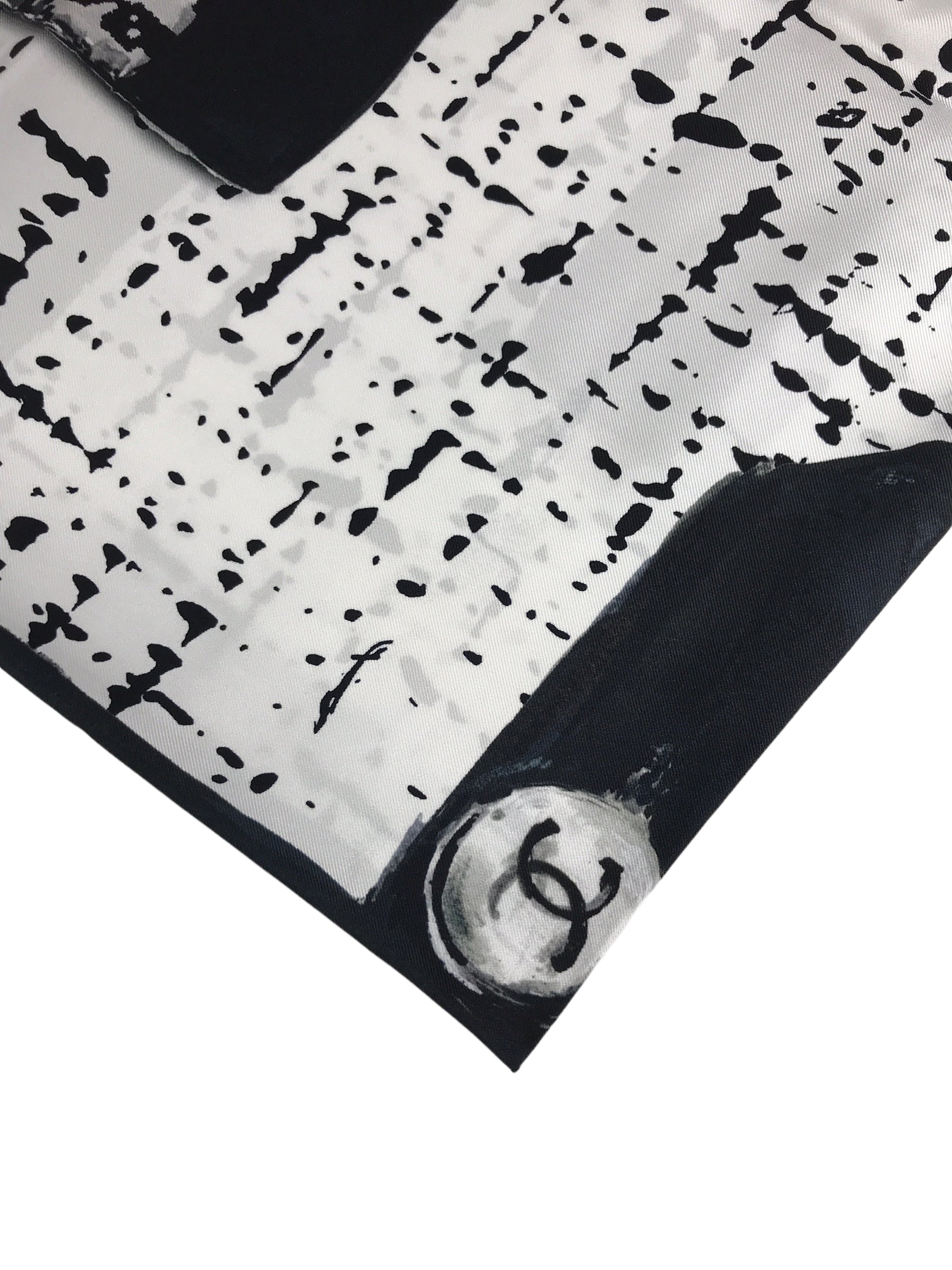 Chanel Black/White Silk Scarf
