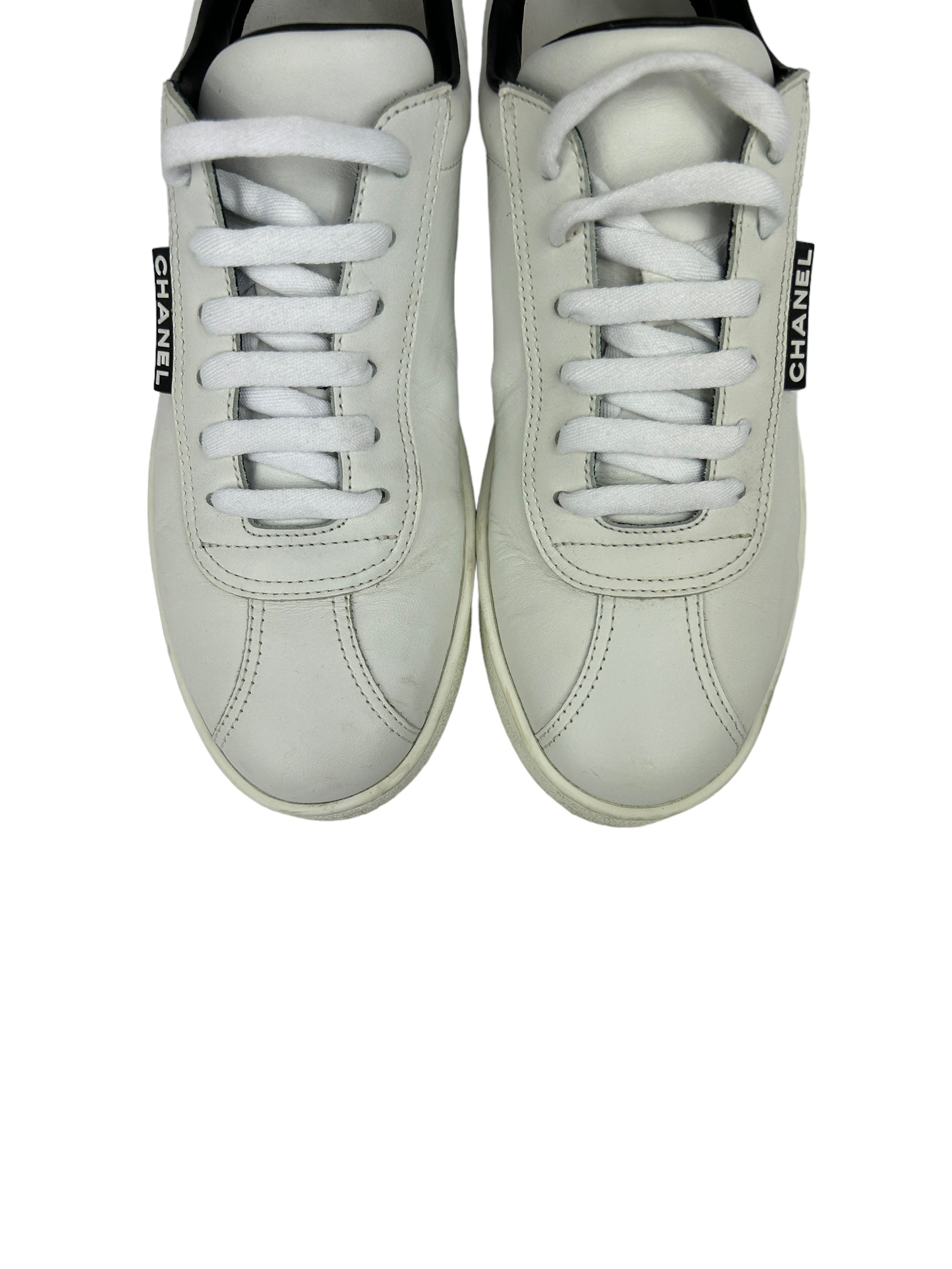 White/ Black Classic Women’s Tennis Sneakers