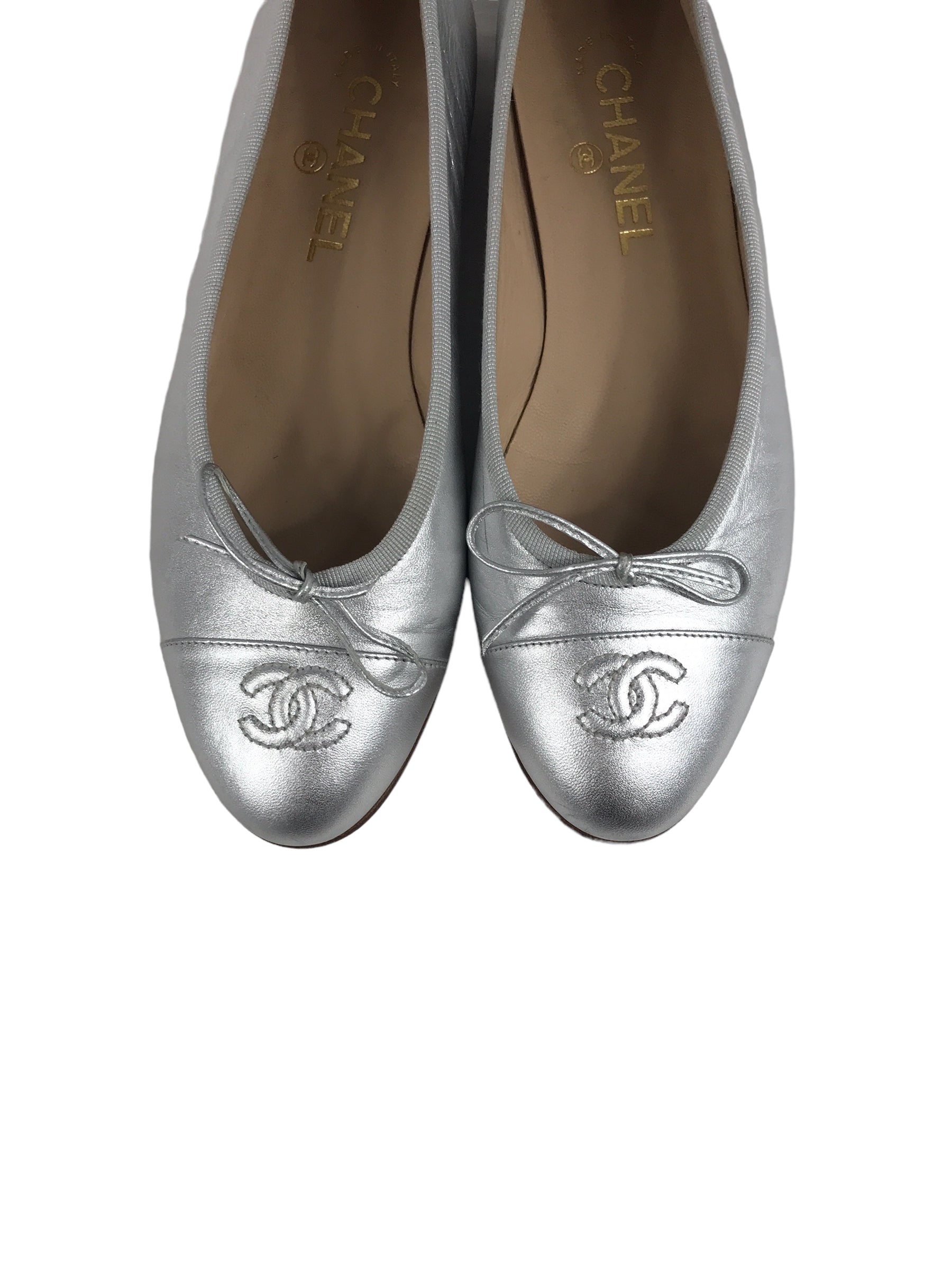 Chanel Silver Metallic Lambskin Ballet Flats