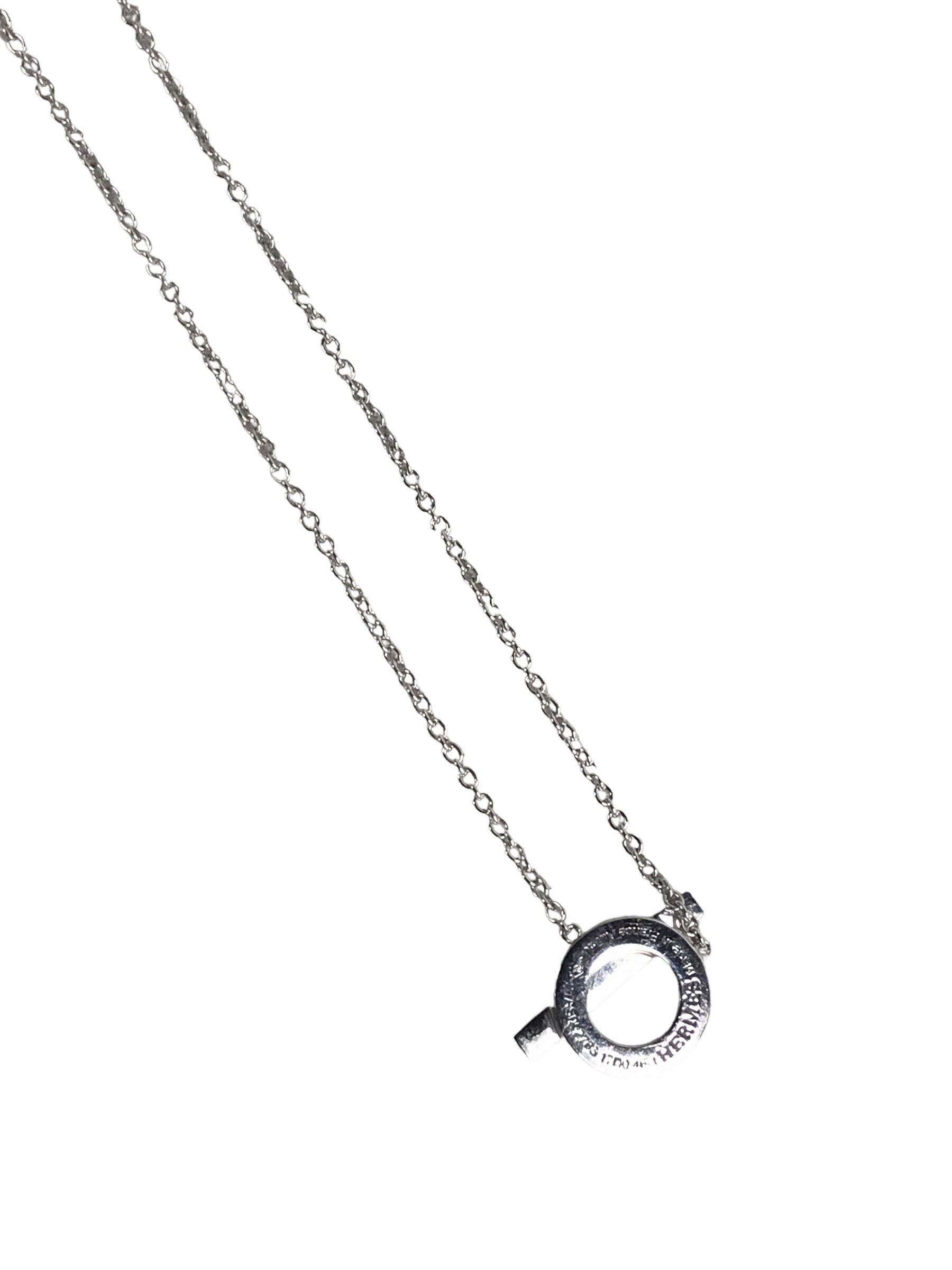 White Gold Diamond Finesse Pendant Necklace