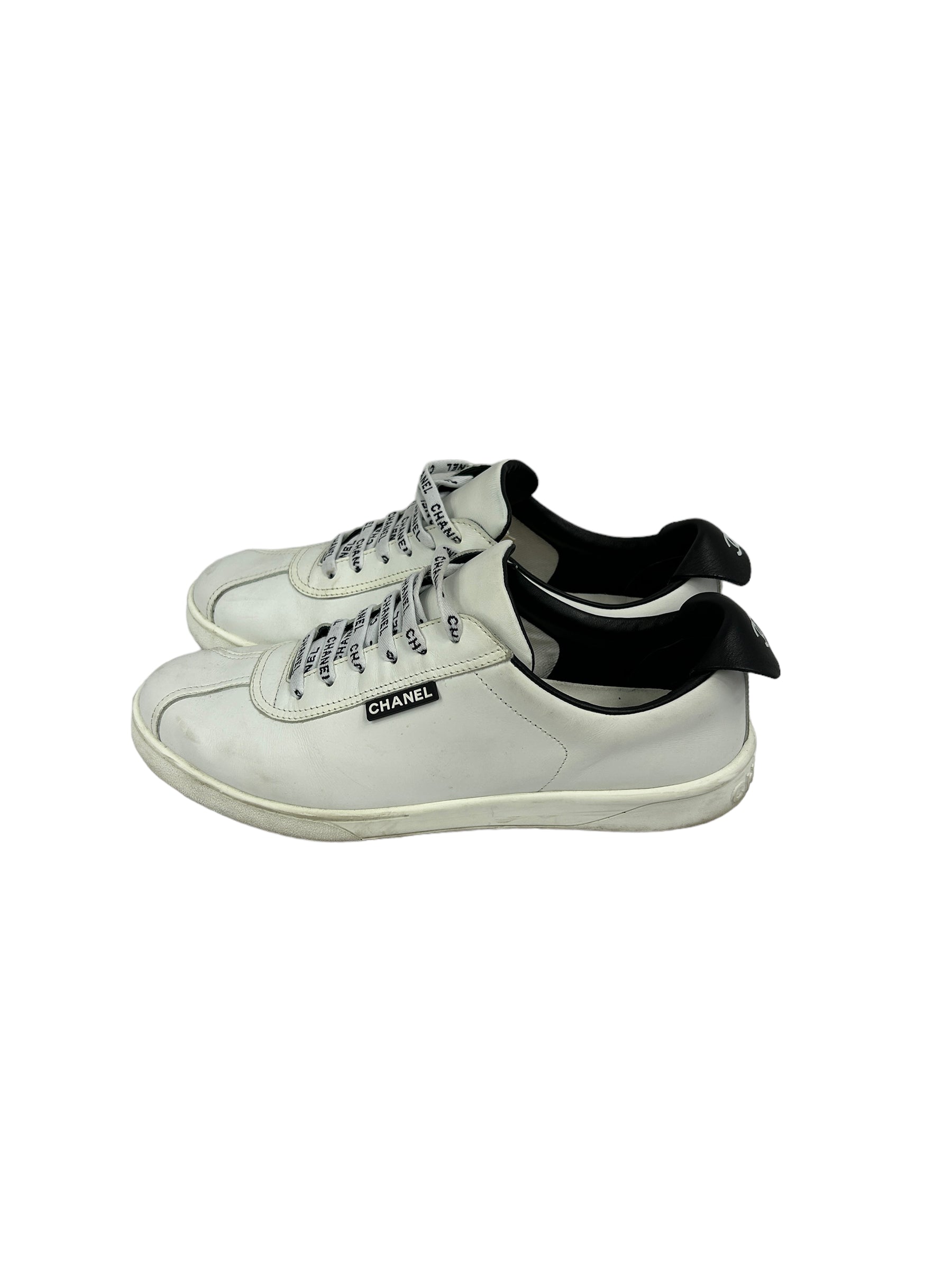 White/ Black Classic Men’s Tennis Sneakers