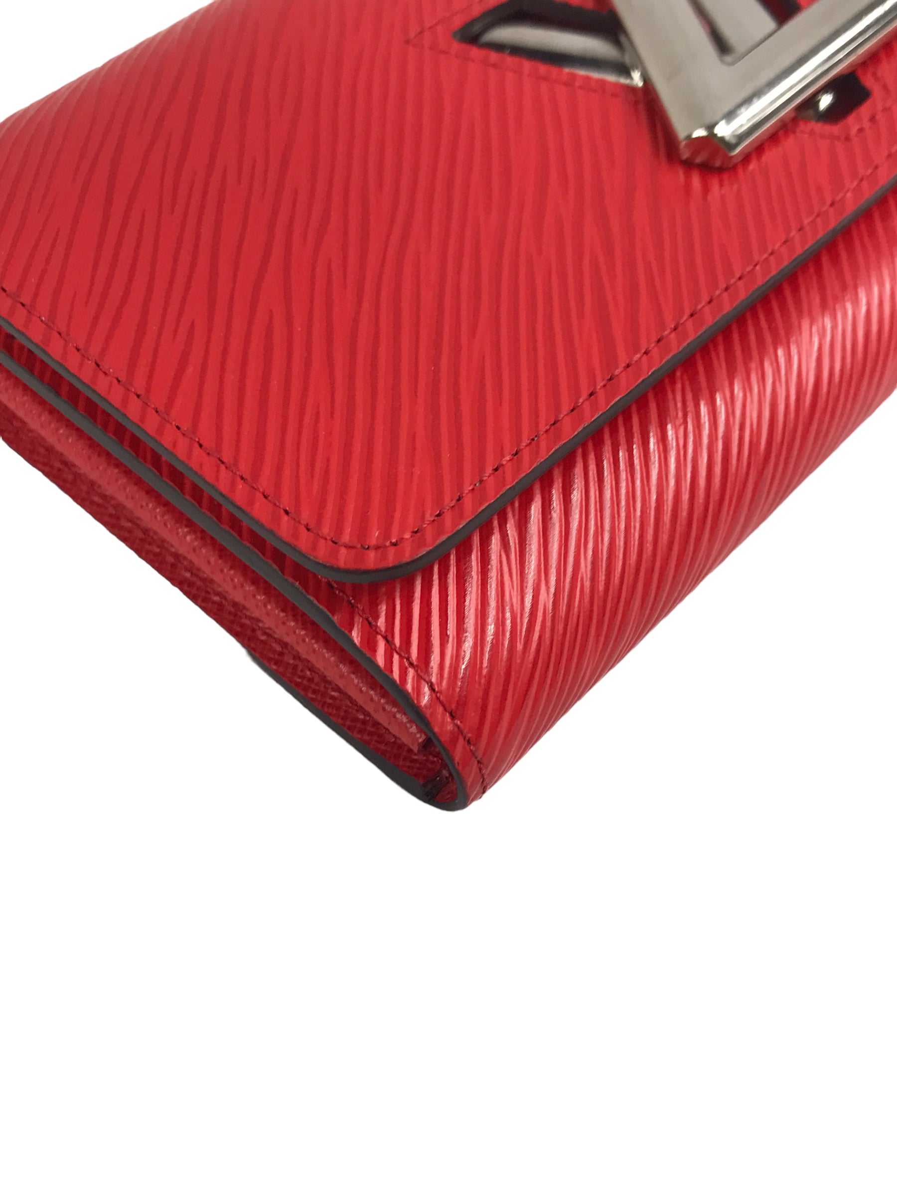 Poppy Epi Leather Twist Wallet W/SHW