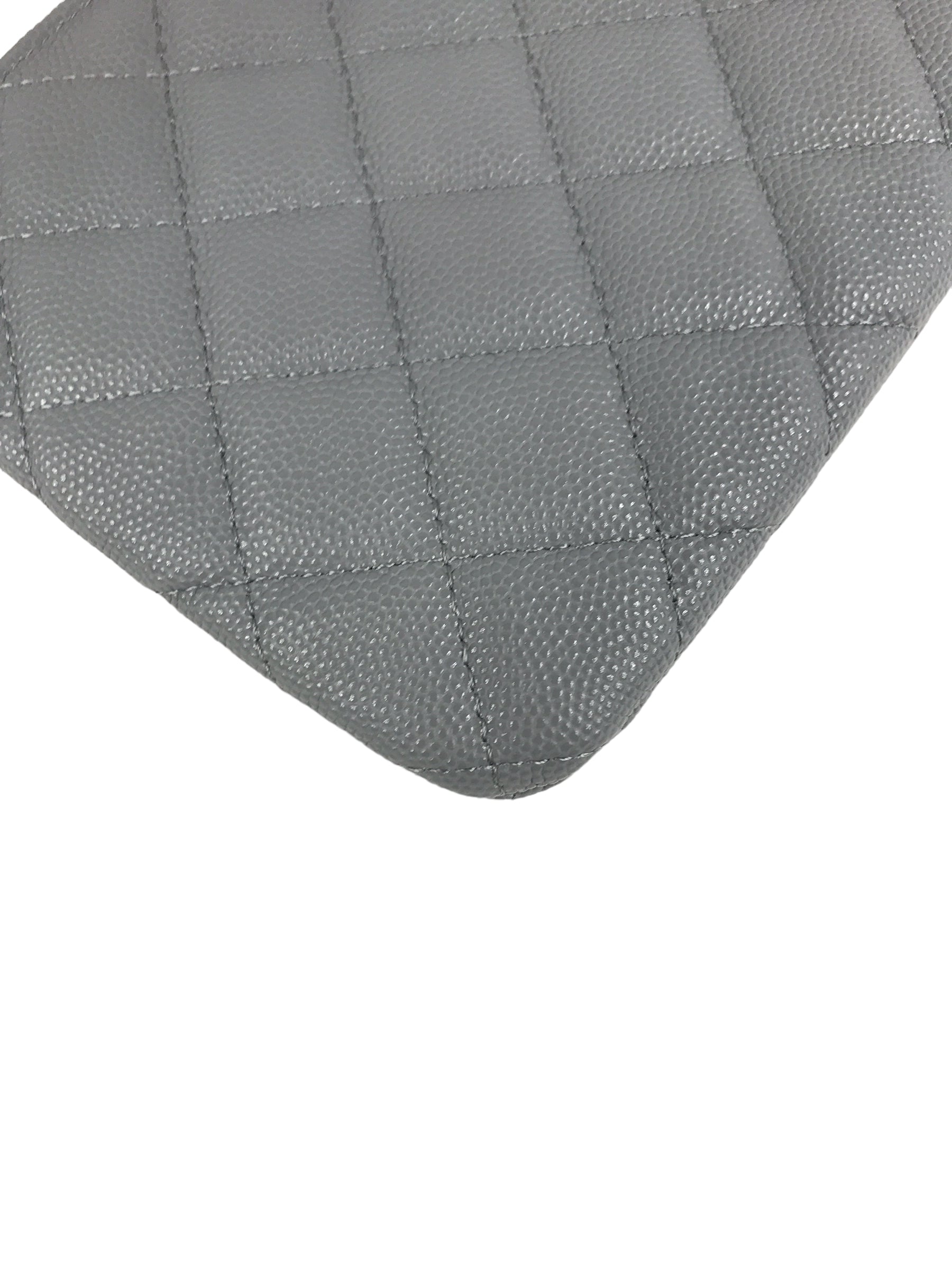 Grey 20C Quilted Caviar O-Pouch W/LGHW