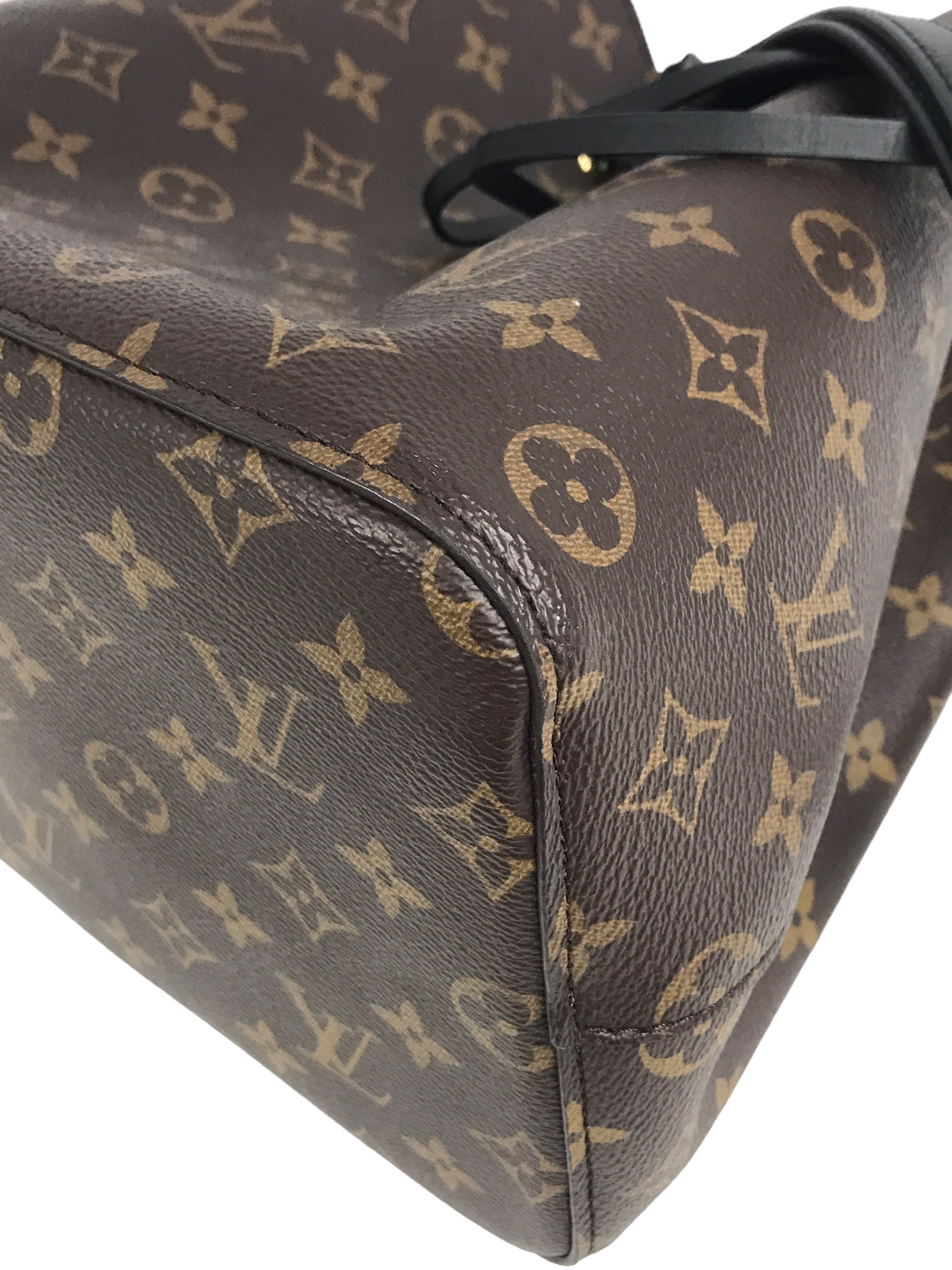 Monogram Coated Canvas Noir NeoNoe MM Bucket Bag w/GHW