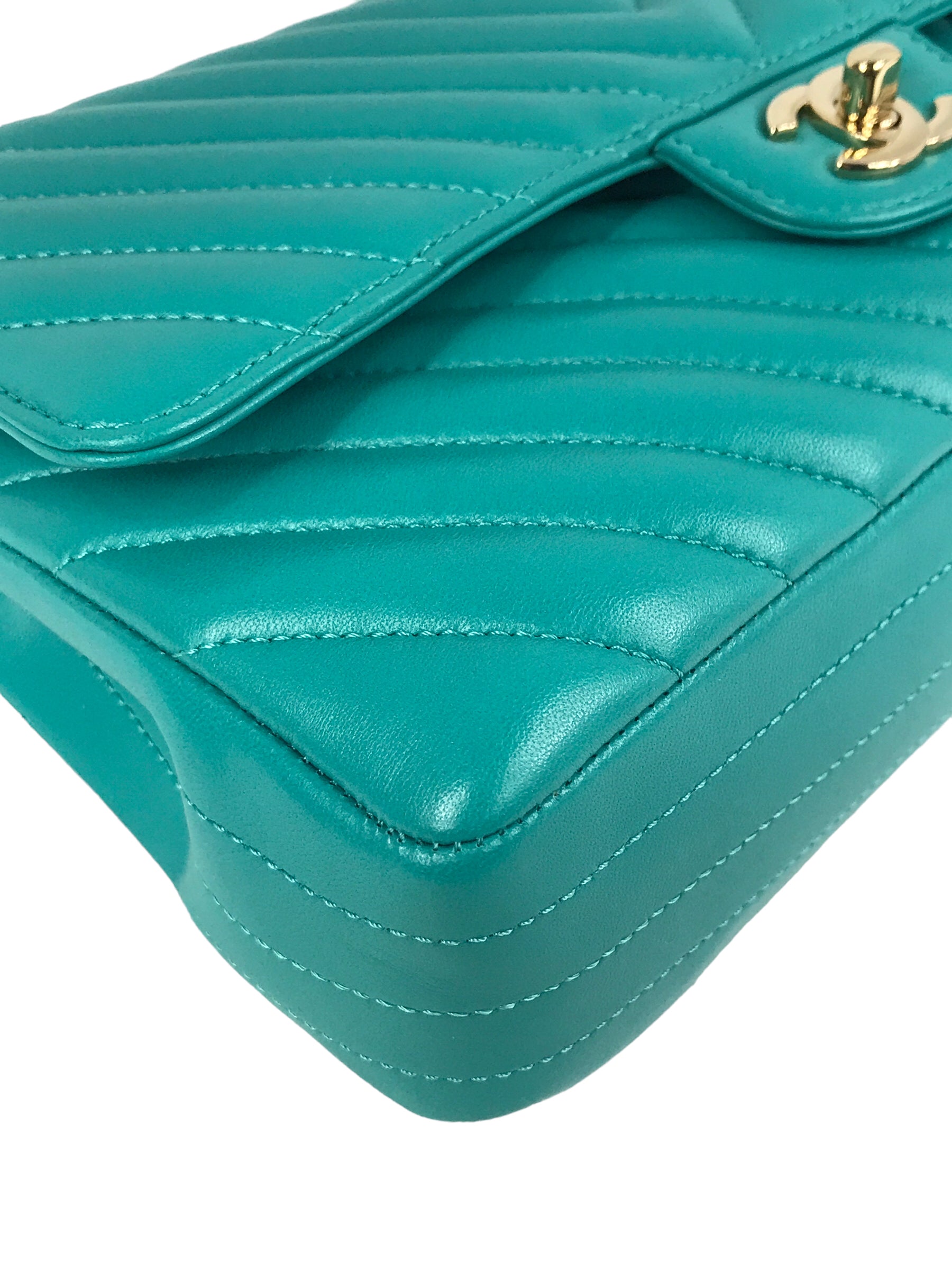 Turquoise Cheveron Lambskin Medium Double Flap W/GHW