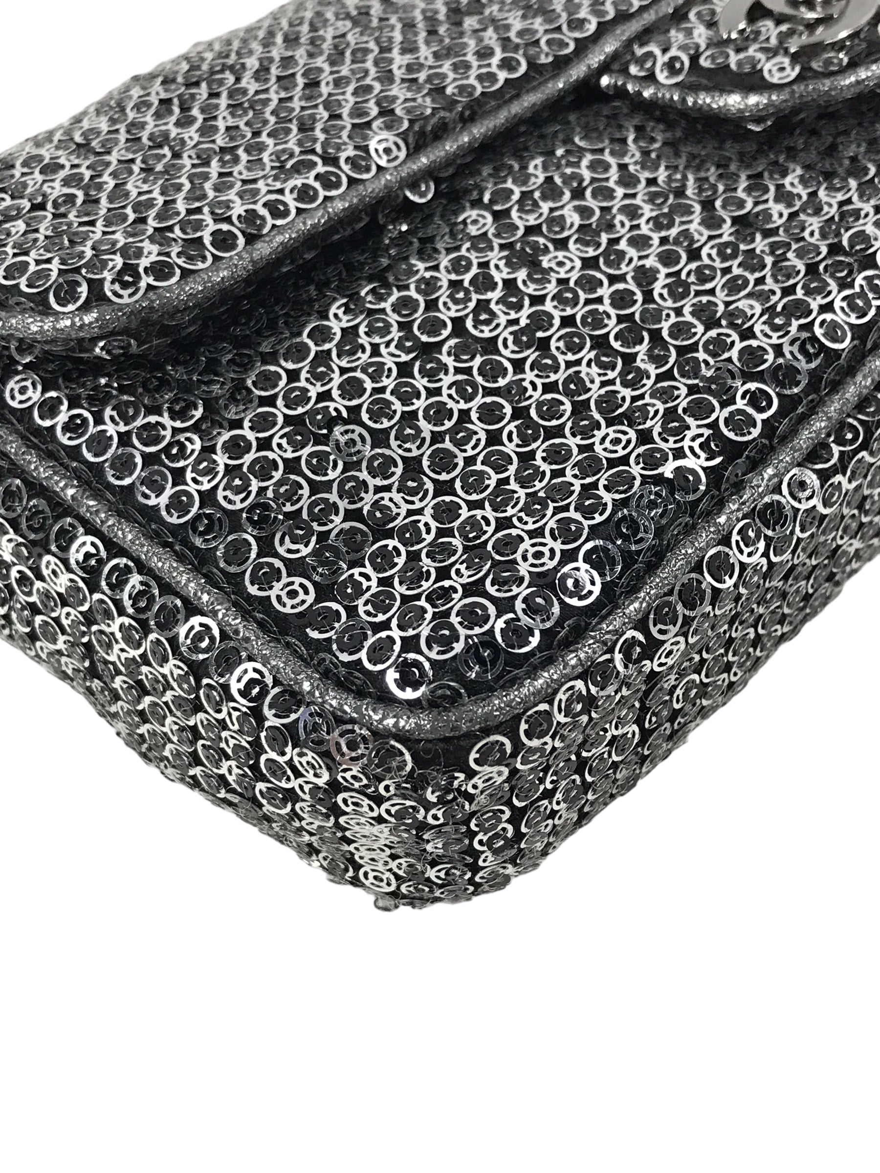 Chanel Vintage Silver/Grey Medium Sequins Flap Bag w/SHW