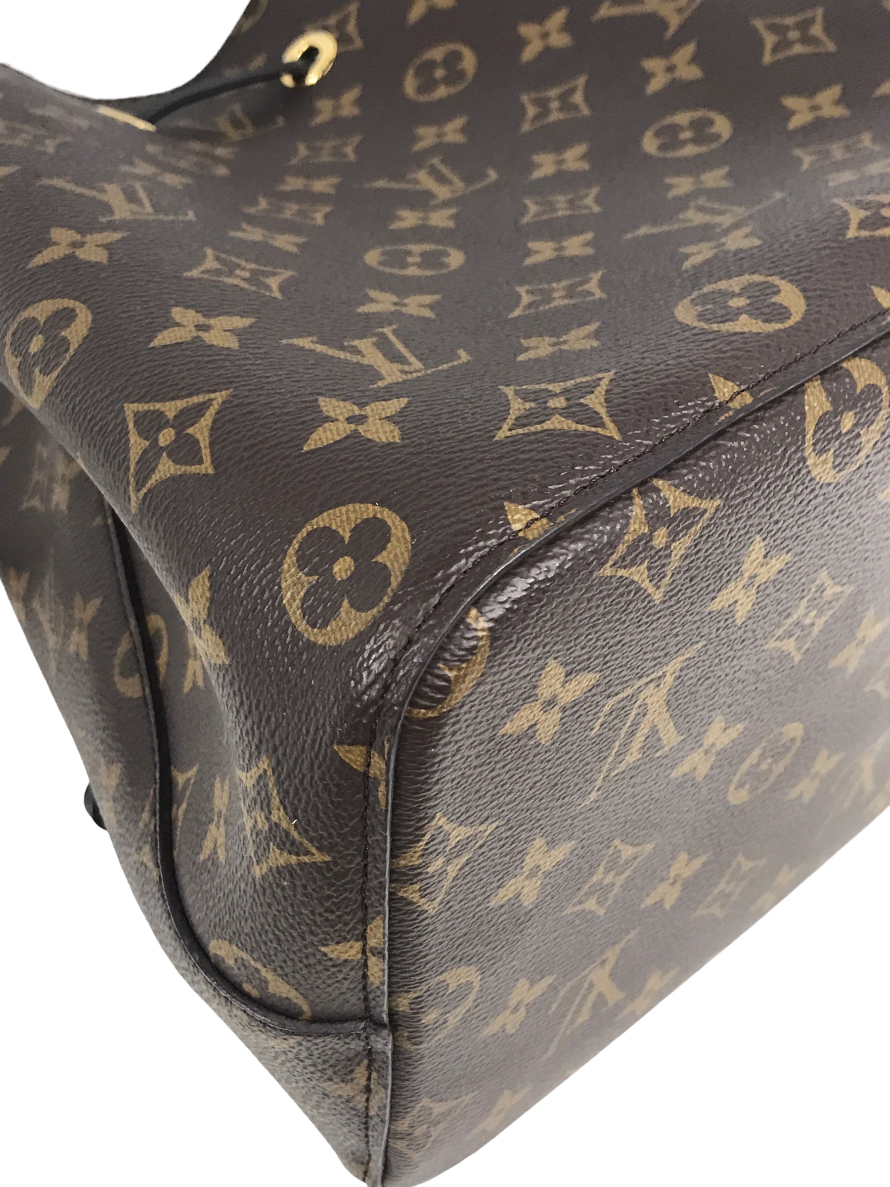 Monogram Coated Canvas Noir NeoNoe MM Bucket Bag w/GHW