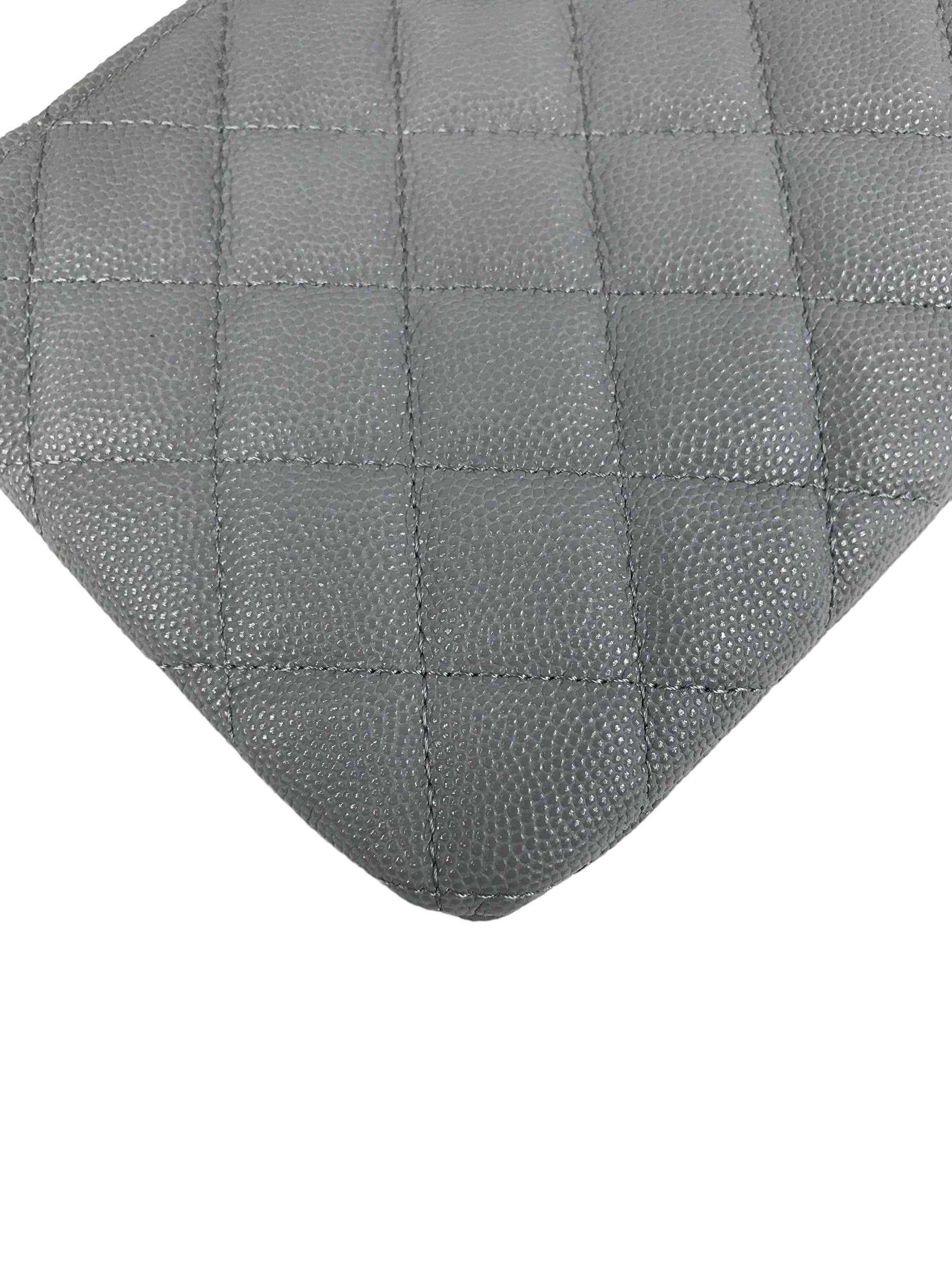 Grey 20C Quilted Caviar O-Pouch W/LGHW