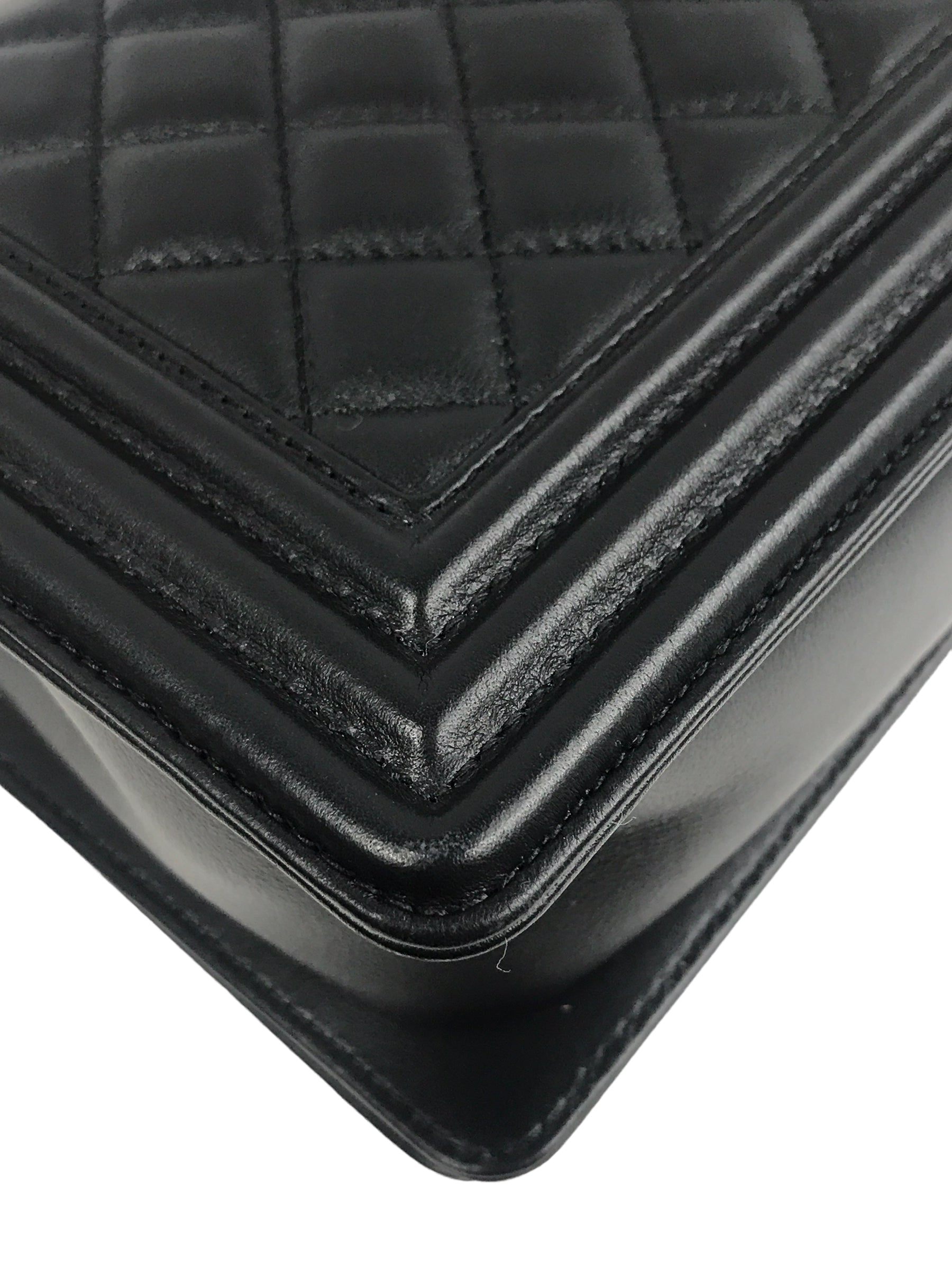Black Quilted Lambskin New Medium Boy Bag w/ Removable Logo Chanel Top Handle W/AGHW