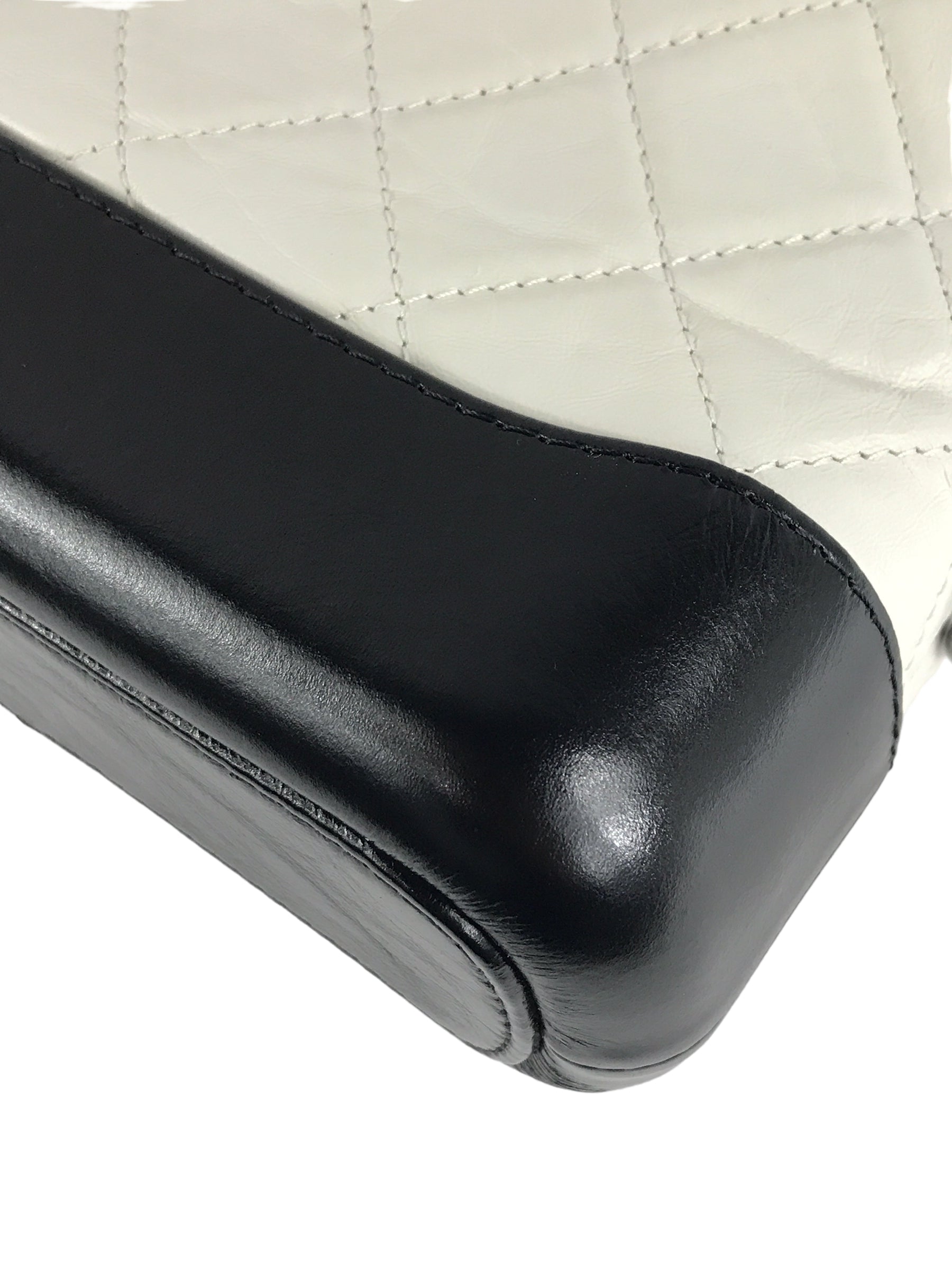 White Quilted Crinkled Calfskin Leather Small Gabrielle Hobo w/ GHW/RHW/SHW/AGHW
