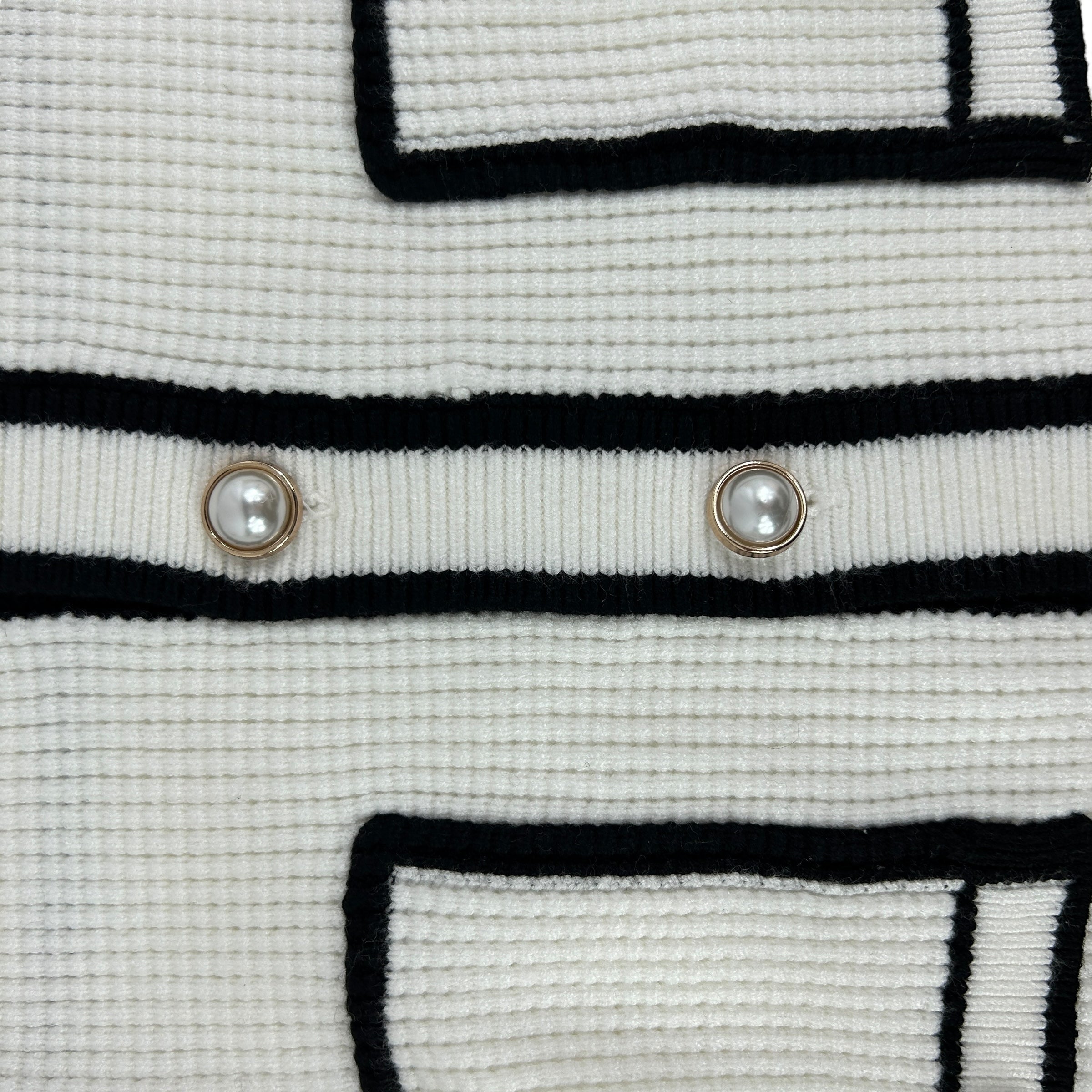 URBAN REVIVO White/Black Cardigan w/Accent Pearl Button