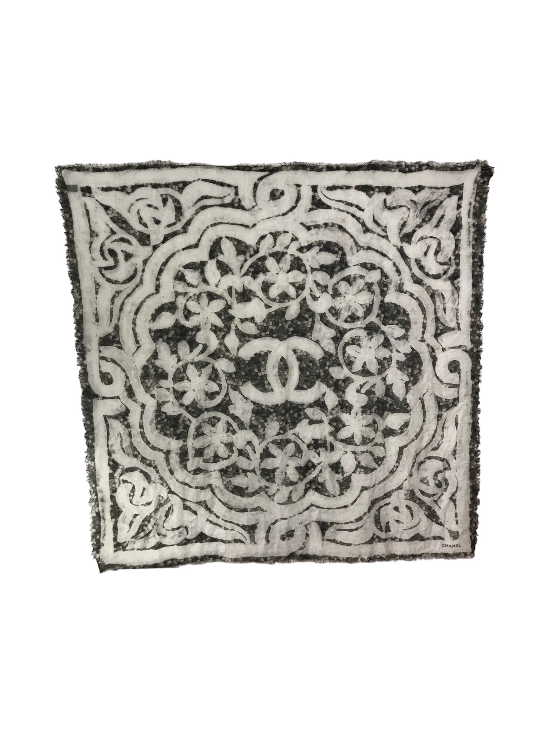 Cashmere/Silk CC White/Black Shawl