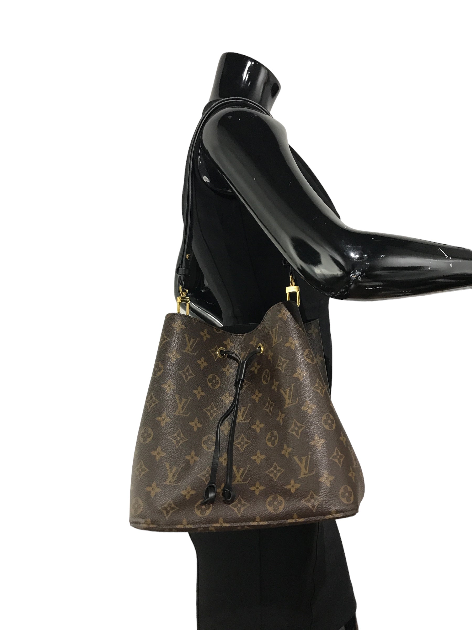 Monogram Coated Canvas Noir NeoNoe MM Bucket Bag w/GHW