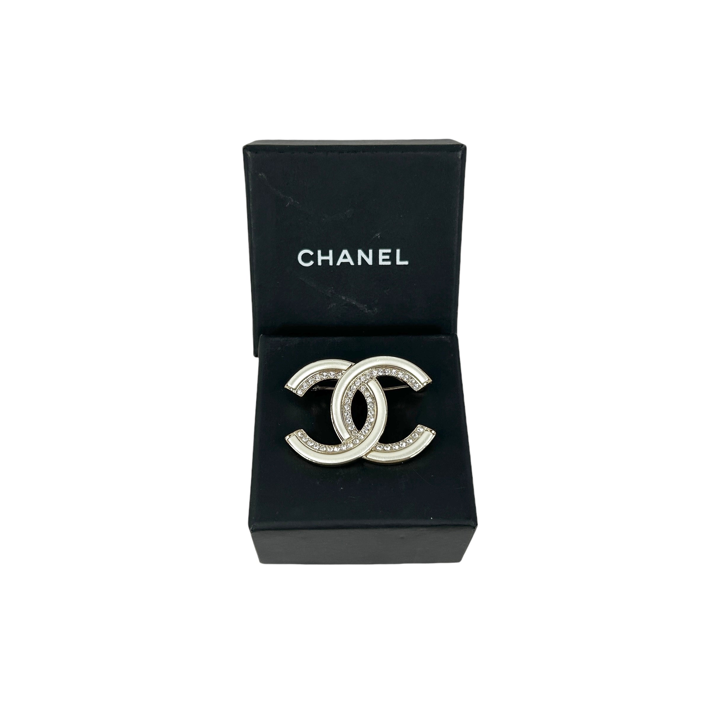 CC Light Gold w/ Accent Crystal and Enamel Small Brooch