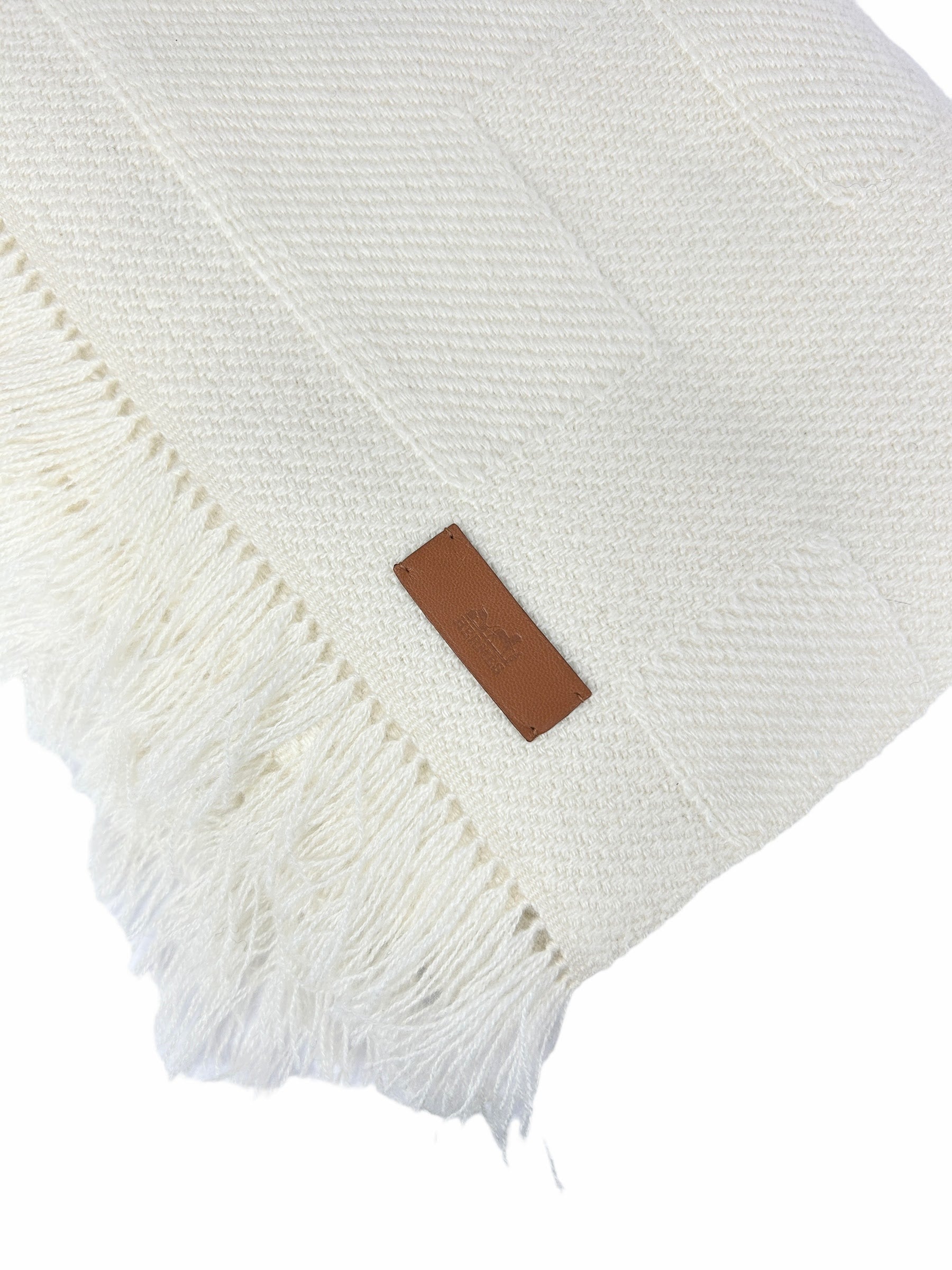 Raylee Cashmere Cream Stoll