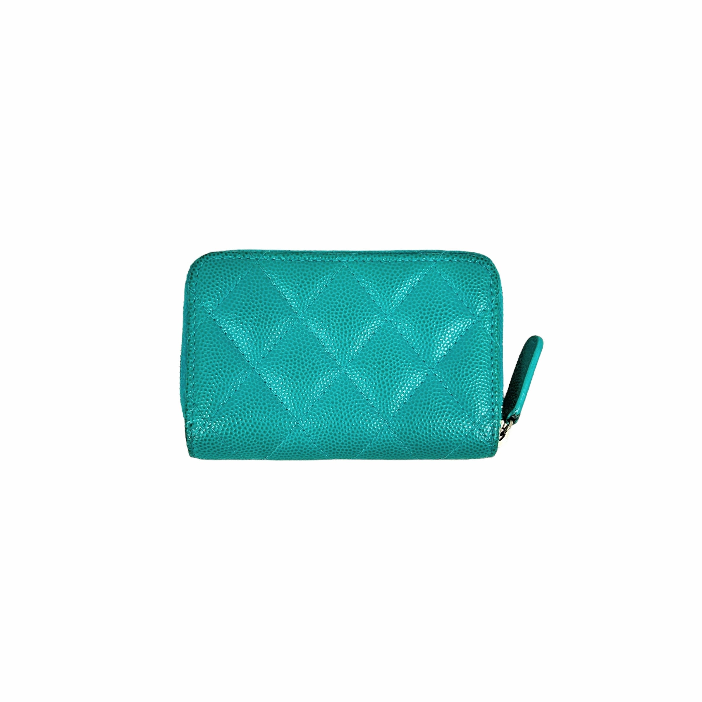 Caviar Quilted Turquoise Zippy Card Wallet